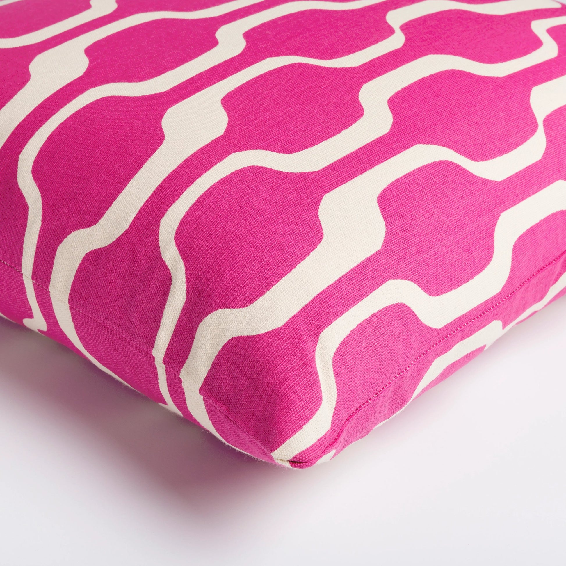 Trudy Pillow - 26483 by Surya in fuchsia, creammain: bright pink, ivory. Made from front: 100% cotton, back: 100% cotton in a modern style.
