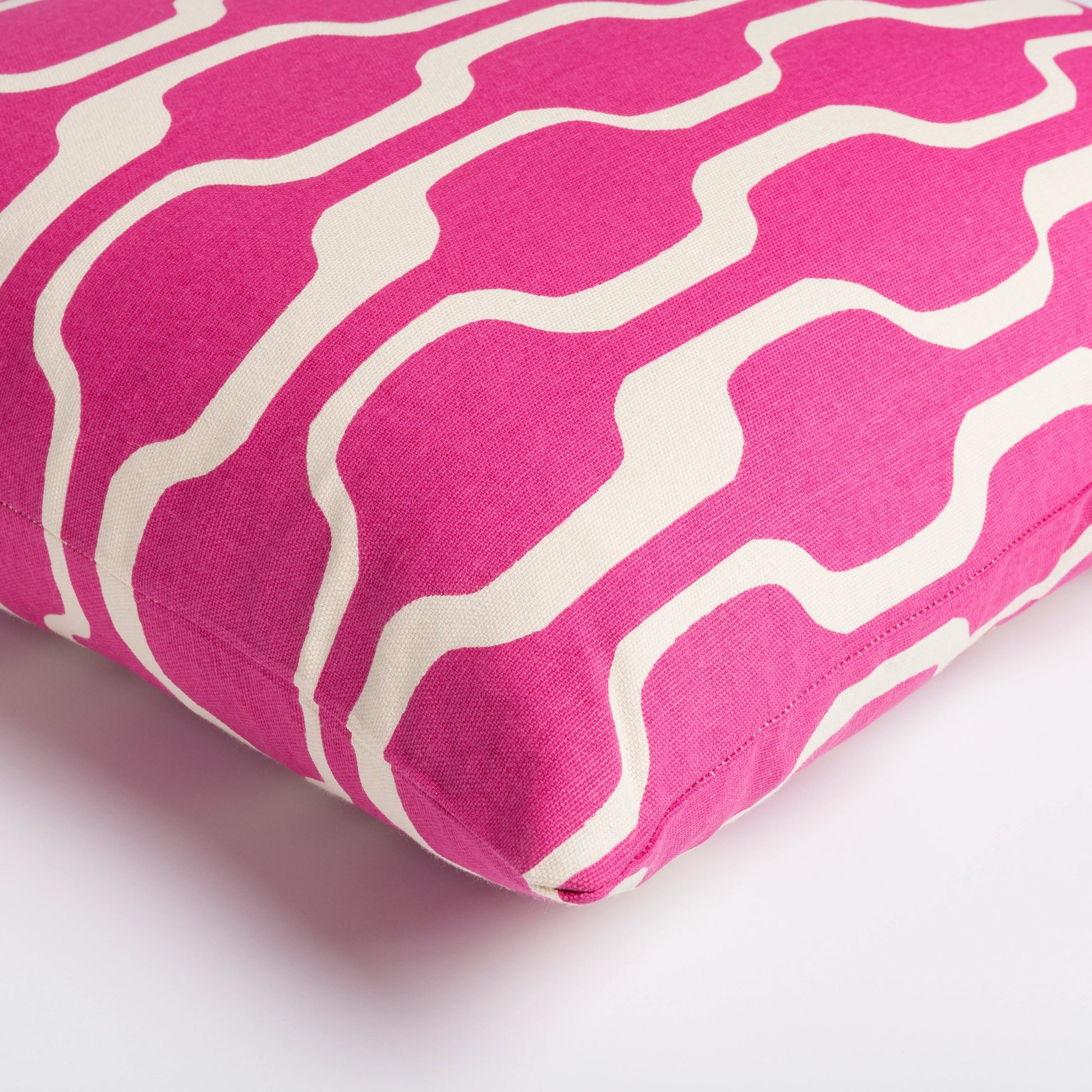 Trudy Pillow - 26483 by Surya in fuchsia, creammain: bright pink, ivory. Made from front: 100% cotton, back: 100% cotton in a modern style.
