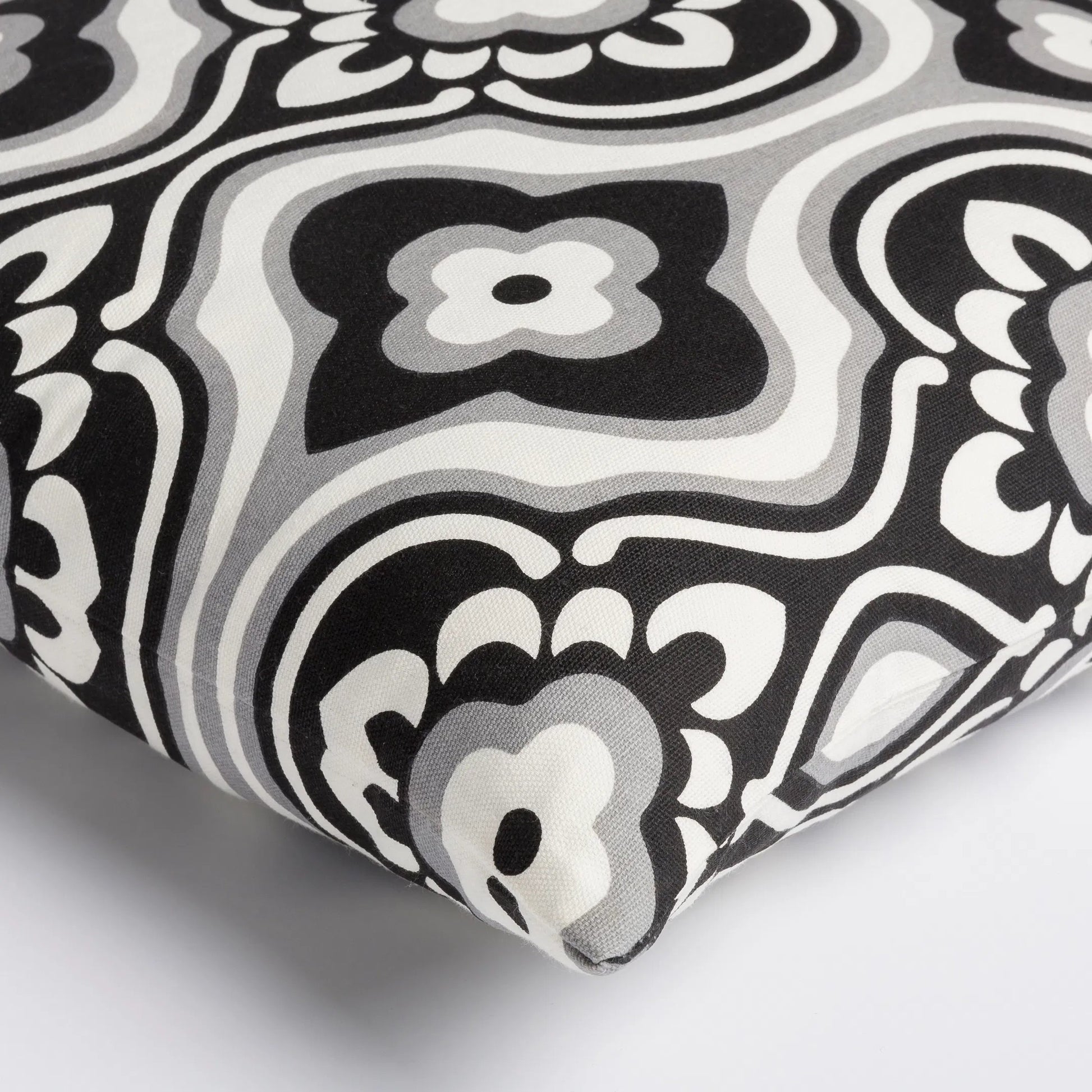 Trudy Pillow - 29444 by Surya. Made from 100% cotton in a modern style.