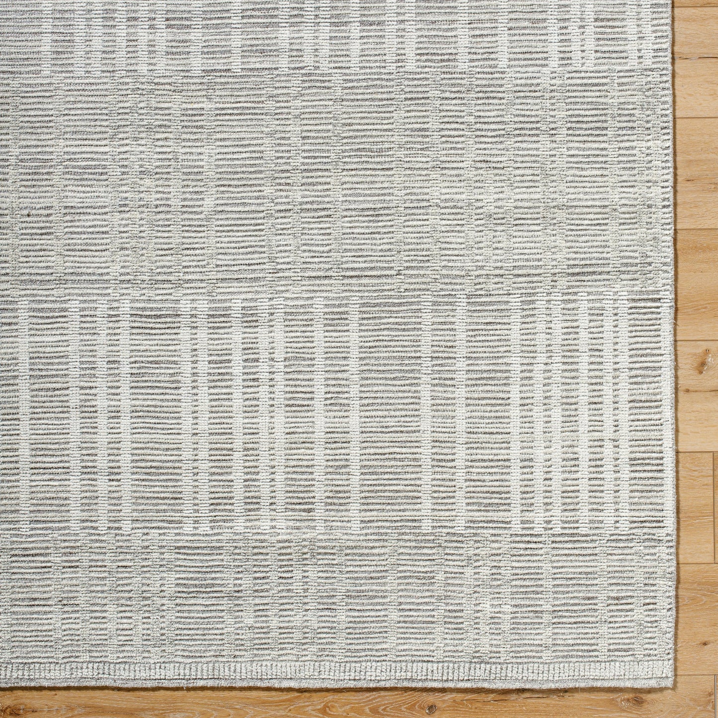 006 SI-2163314,SI-2163315,SI-2163316,SI-2163317 | Closeup | Tunus Rug - 485141 by Surya in silver, sage. Made from wool in a unique style.