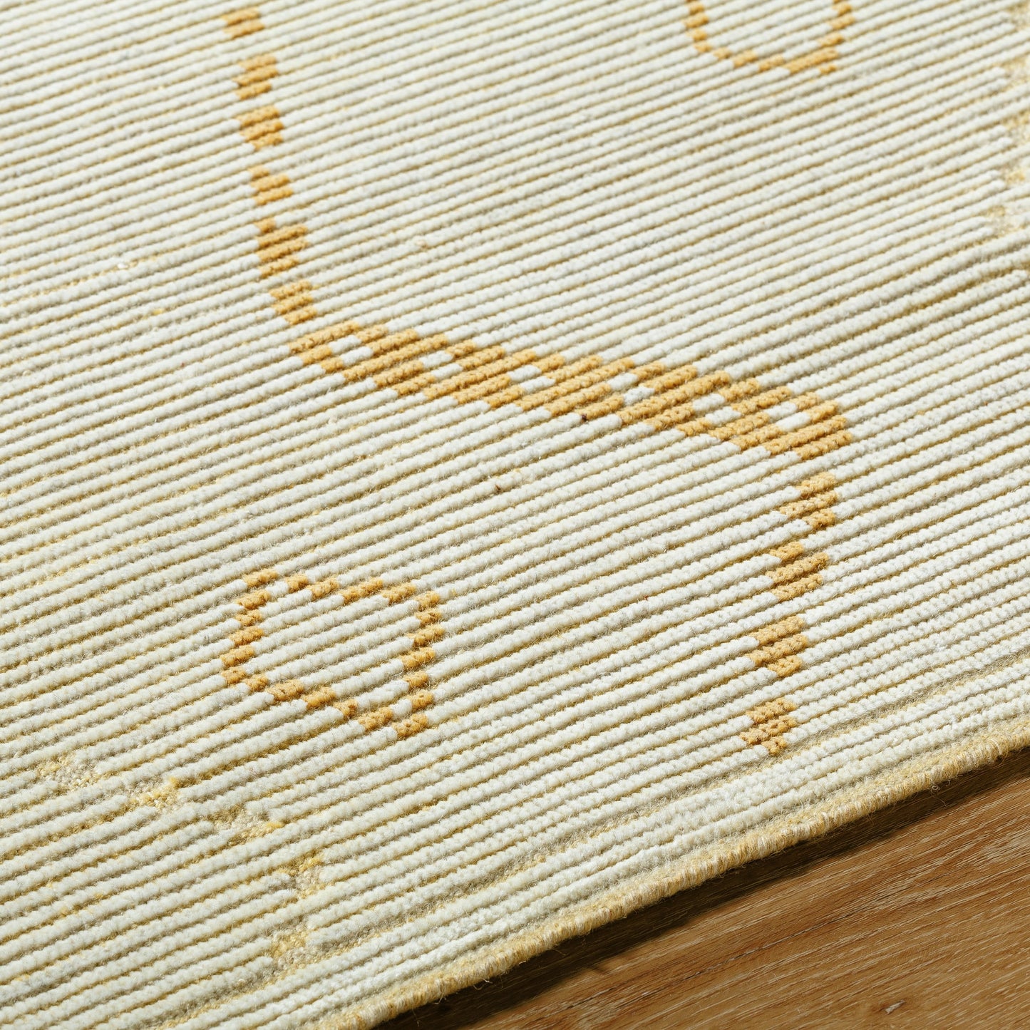 005 SI-2050679,SI-2050680,SI-2050681,SI-2050682 | Closeup | Tunus TUN-2322 Rug by Surya in ivory, goldenrod, sand. Made from face: 100% wool, warp: 100% cotton in a unique style.