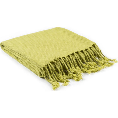 Turner - 29989 by Surya. Made from 100% acrylic in a traditional style.