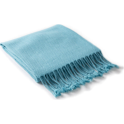 Turner - 29989 by Surya. Made from 100% acrylic in a traditional style.