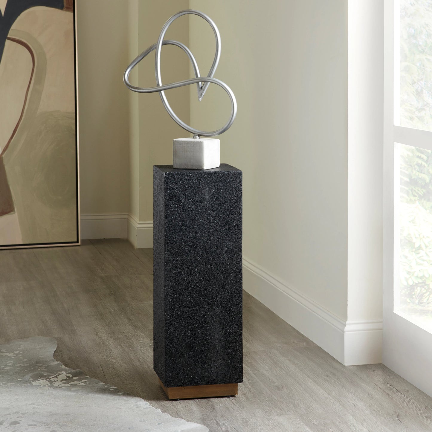 006 SI-2155646 | Lifestyle | Small Lava Stone Pedestal by Pulaski Furniture in black lava stone. Made from lava stone, metal in a modern style.