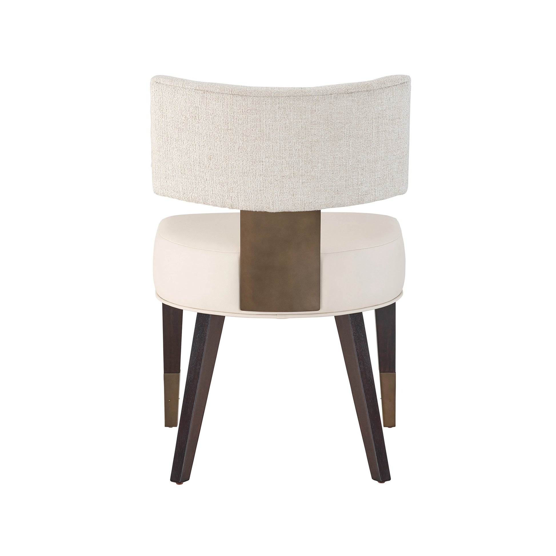 Erinn V X Universal Loleta Side Chair by Universal Furniture in endurance sand, crossover sand white and dark walnut, antique satin brass. Made from 84% polyester, 7% acrylic, 7% linen, 2% wool in a modern style.
