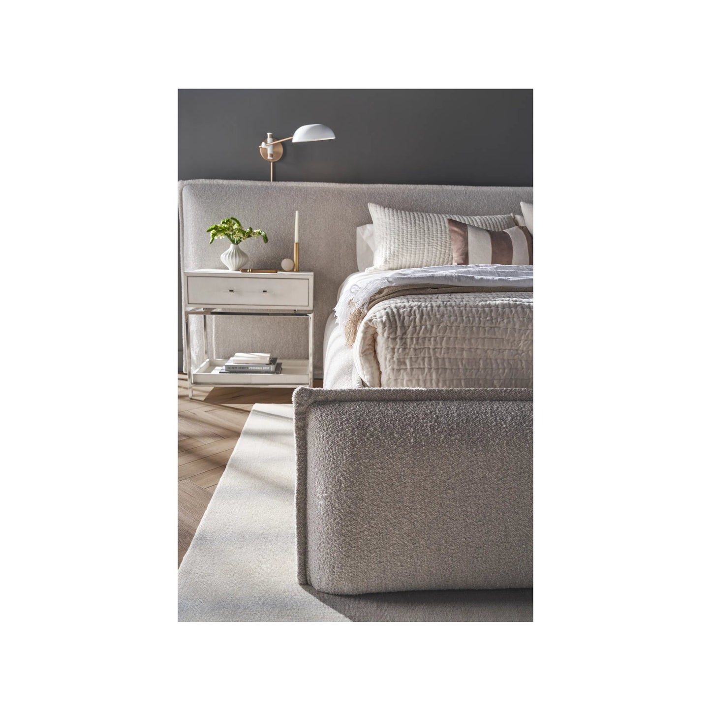 004 SI-2195652 | Closeup | Modern Lyra Nightstand by Universal Furniture in natural. Made from unique in a unique style.