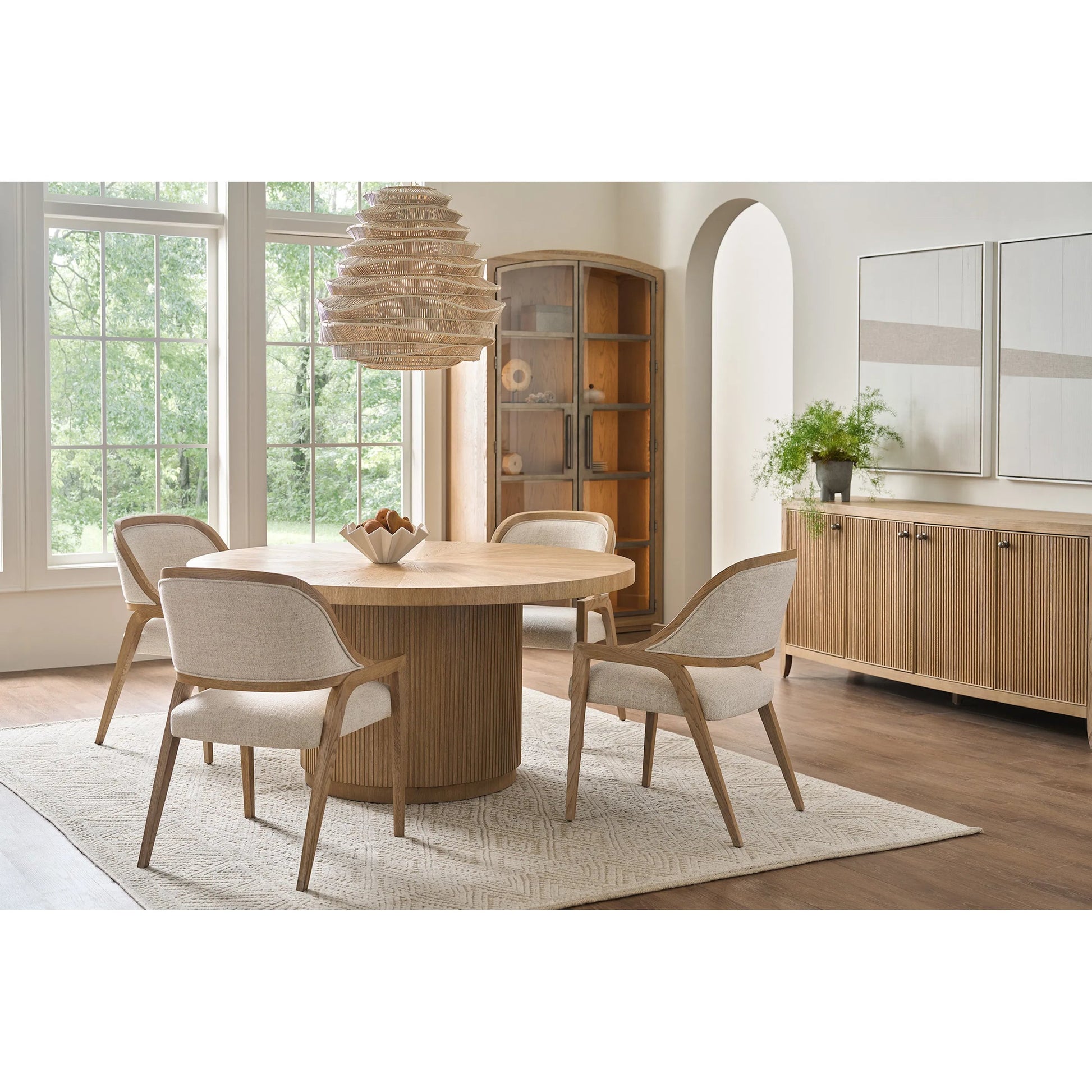Avaline Carmen Round Dining Table by Universal Furniture. Made from unique in a transitional style.