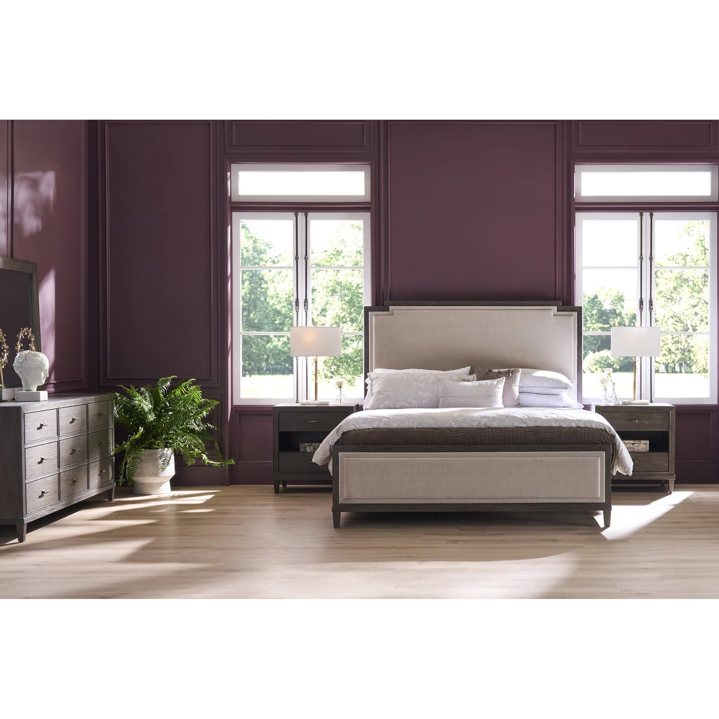 005 SI-2473003,SI-2473004 | Lifestyle | Montclair Bed by Universal Furniture in cocoa. Made from unique in a transitional style.