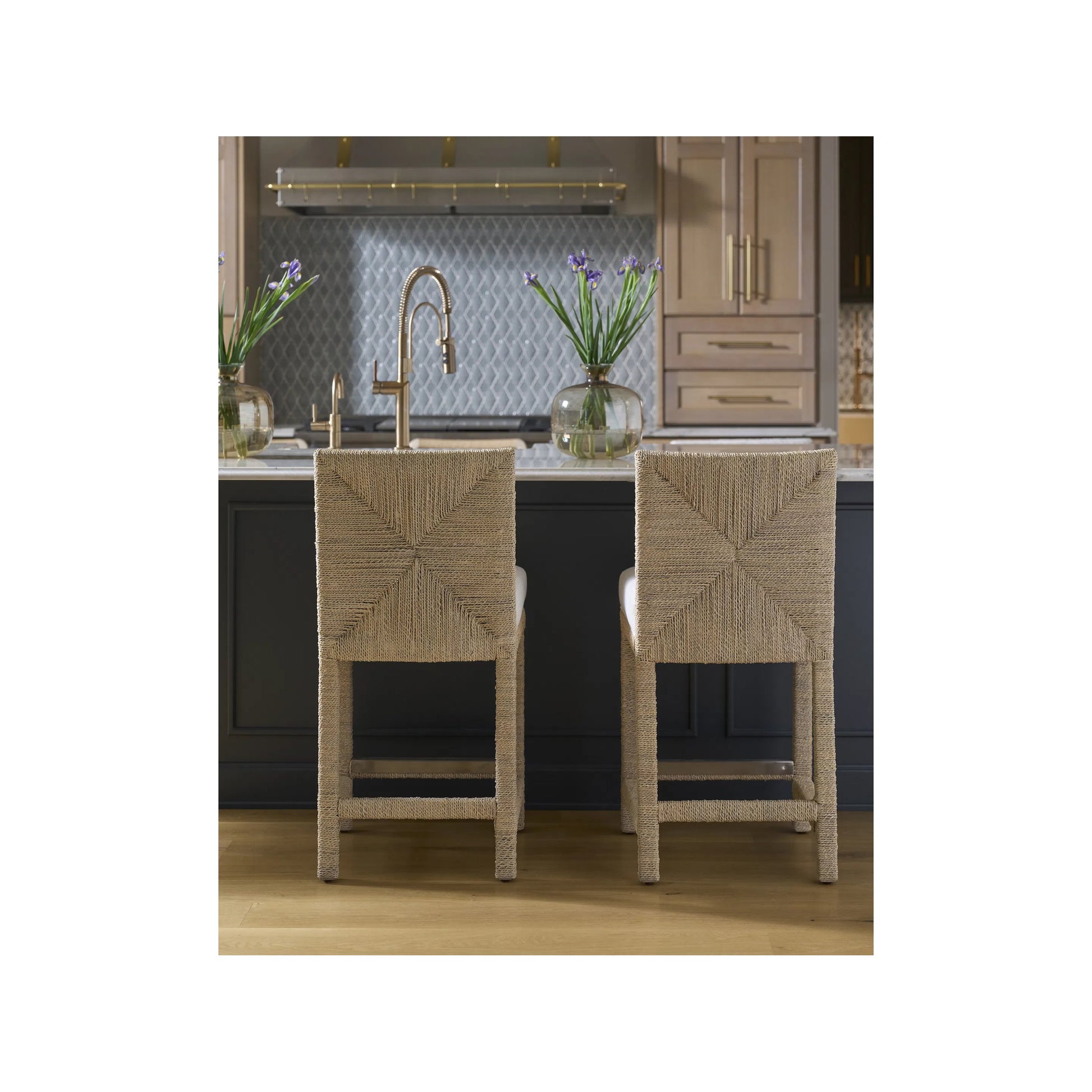 Oasis Abaca Counter Chair by Coastal Living by Universal Furniture in dockside natural tan oak. Made from unique in a rustic style.