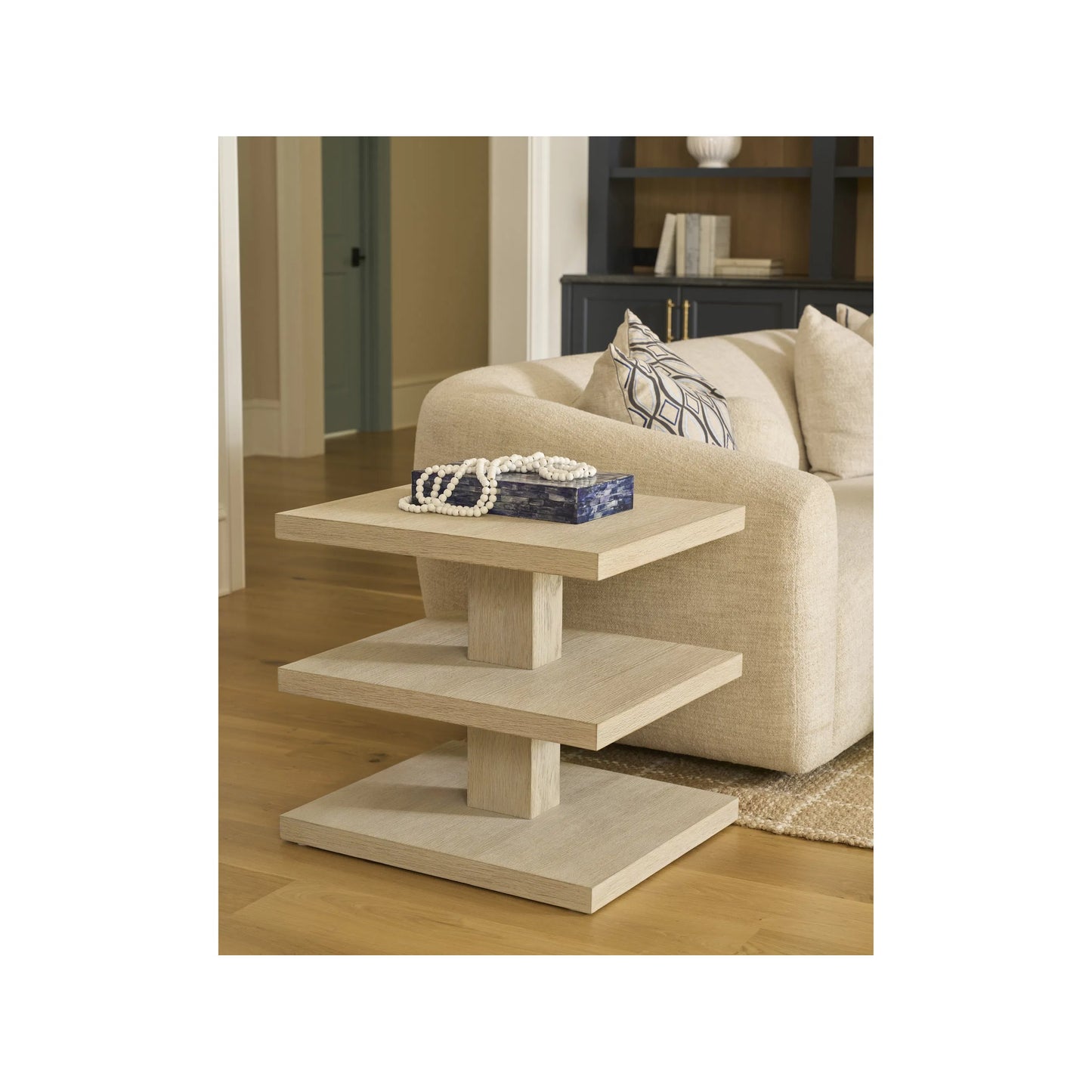 003 SI-2473079 | Lifestyle | Oasis Dockside End Table by Coastal Living by Universal Furniture in dockside tan. Made from unique in a transitional style.