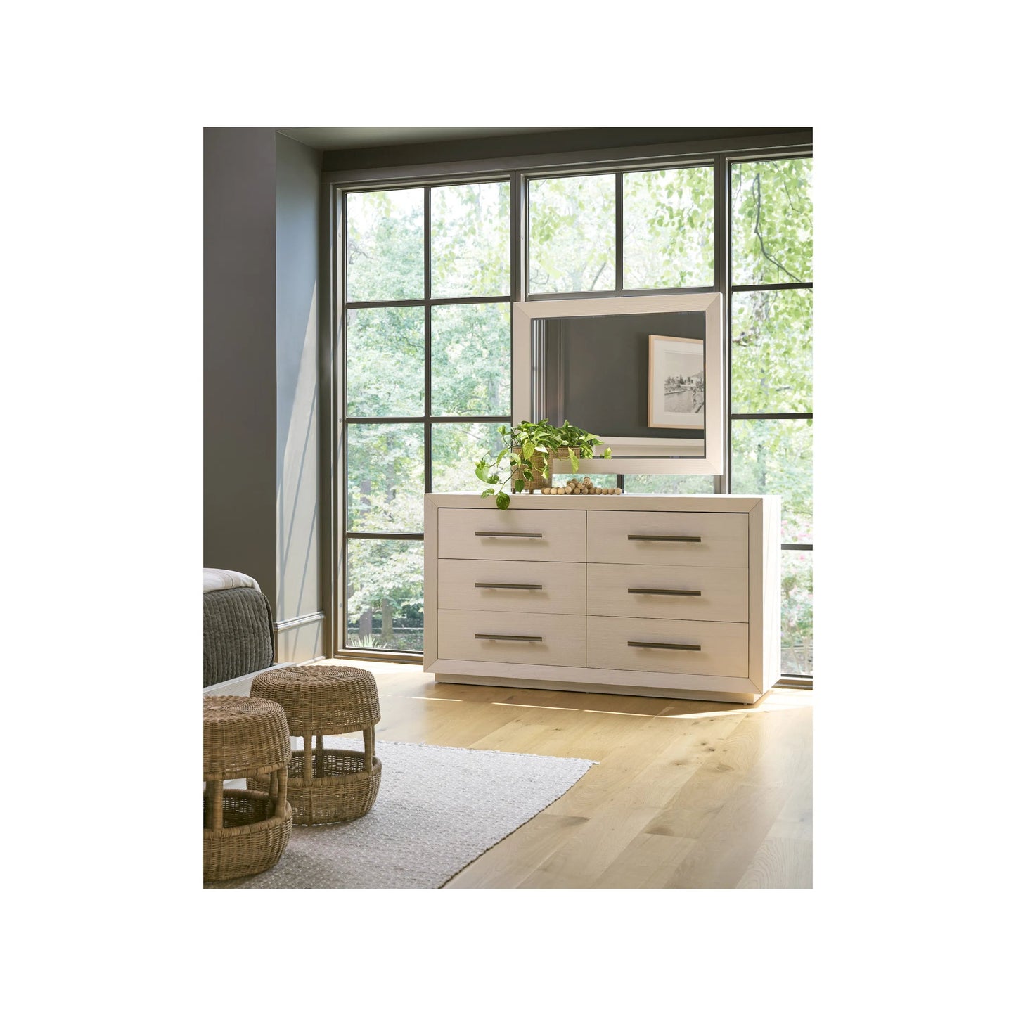 003 SI-2473105 | Lifestyle | Oasis Shoreline 6-Drawer Dresser by Coastal Living by Universal Furniture in shoreline white. Made from unique in a transitional style.