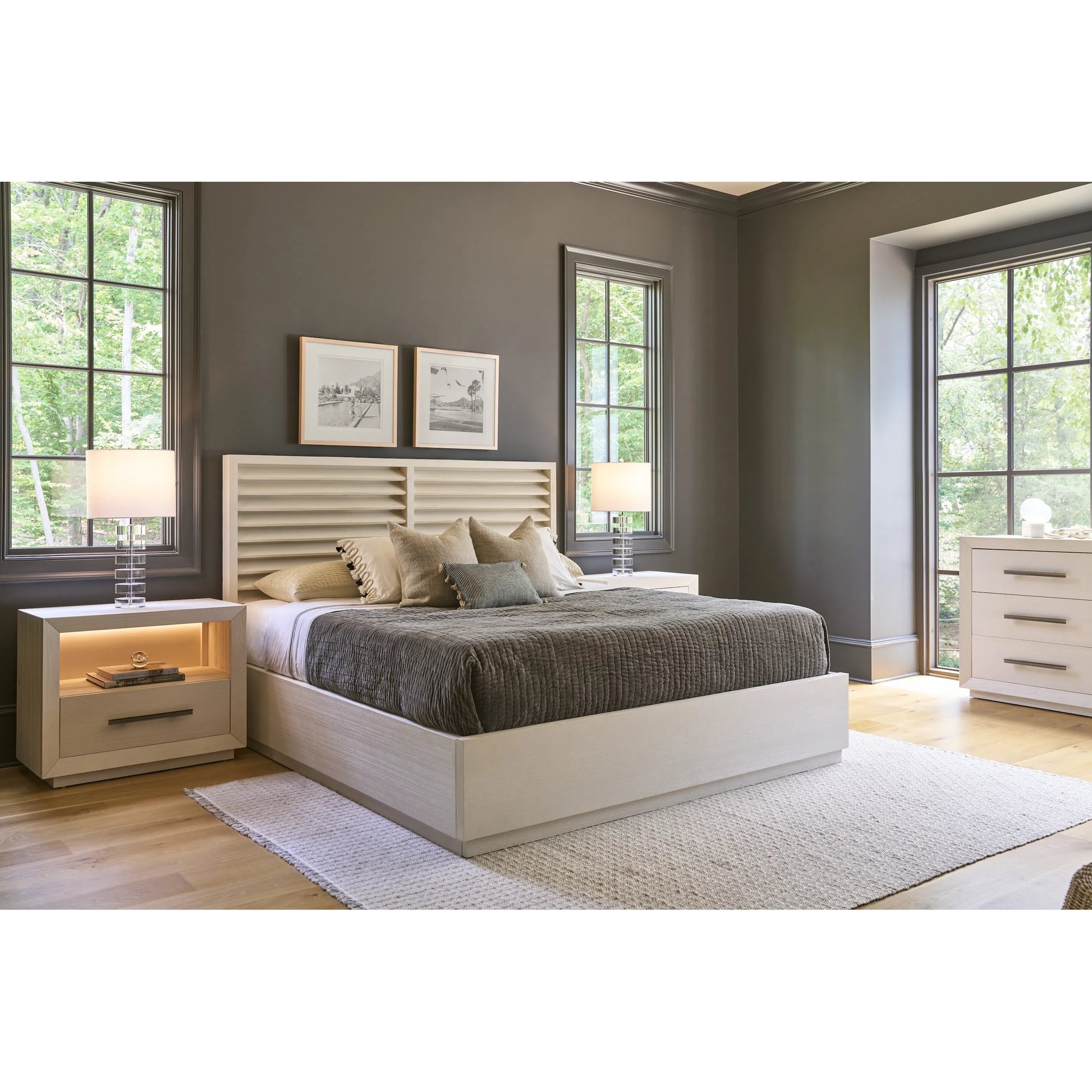 Oasis Shoreline Panel Bed by Coastal Living by Universal Furniture in white pine. Made from unique in a transitional style.