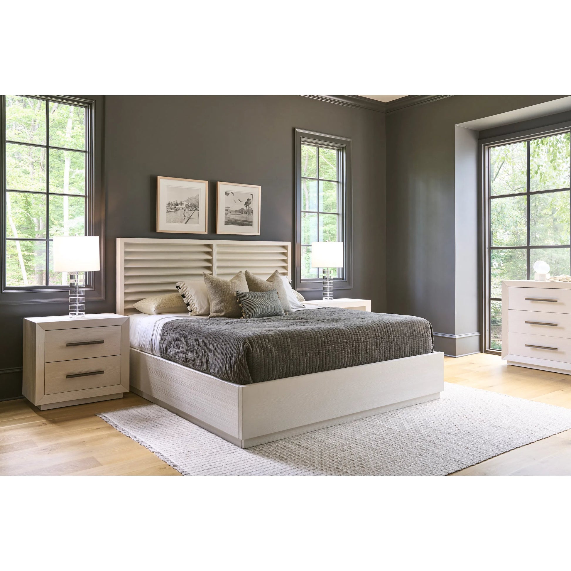 Oasis Shoreline Panel Bed by Coastal Living by Universal Furniture in white pine. Made from unique in a transitional style.