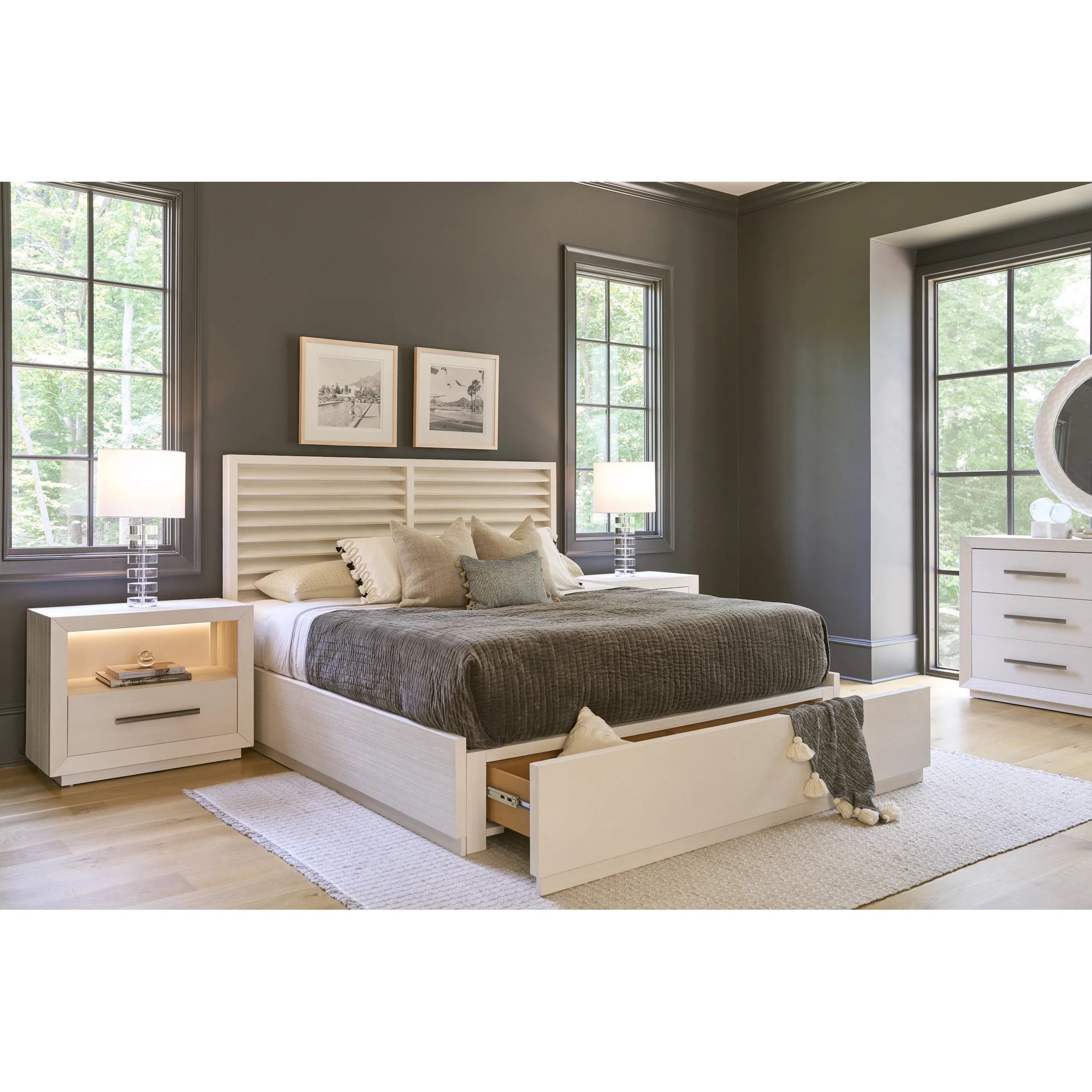 Oasis Shoreline Panel Storage Bed by Coastal Living by Universal Furniture in white pine. Made from unique in a transitional style.