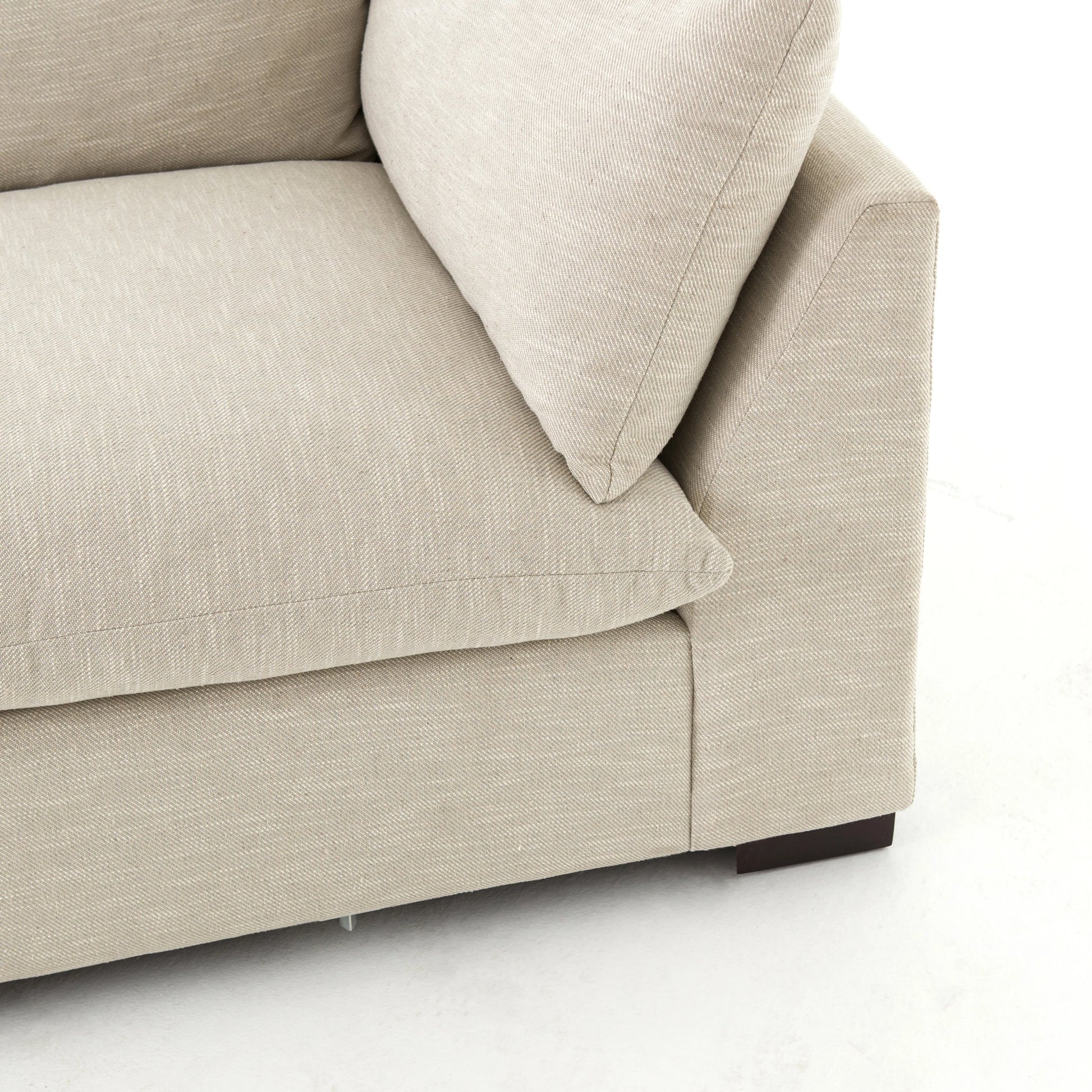 Grant 5-PC Sectional by Four Hands in ashby oatmeal and espresso. Made from 72% polyester, 18% pre-combed cotton, 10% cotton, solid banak, solid pine in a modern style.