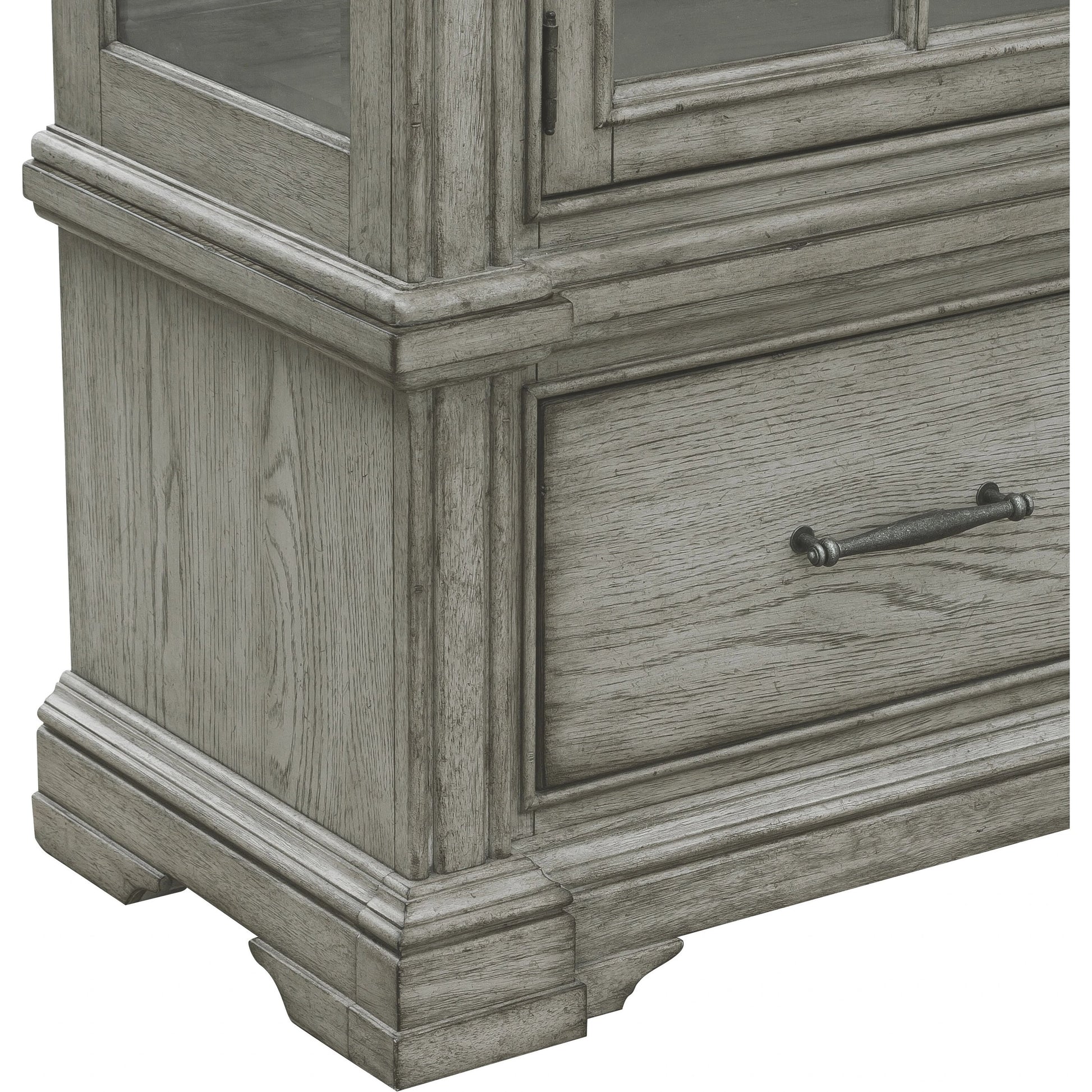 Madison Ridge China by Pulaski Furniture in bluff grey. Made from asian hardwood, oak veneers in a traditional style.