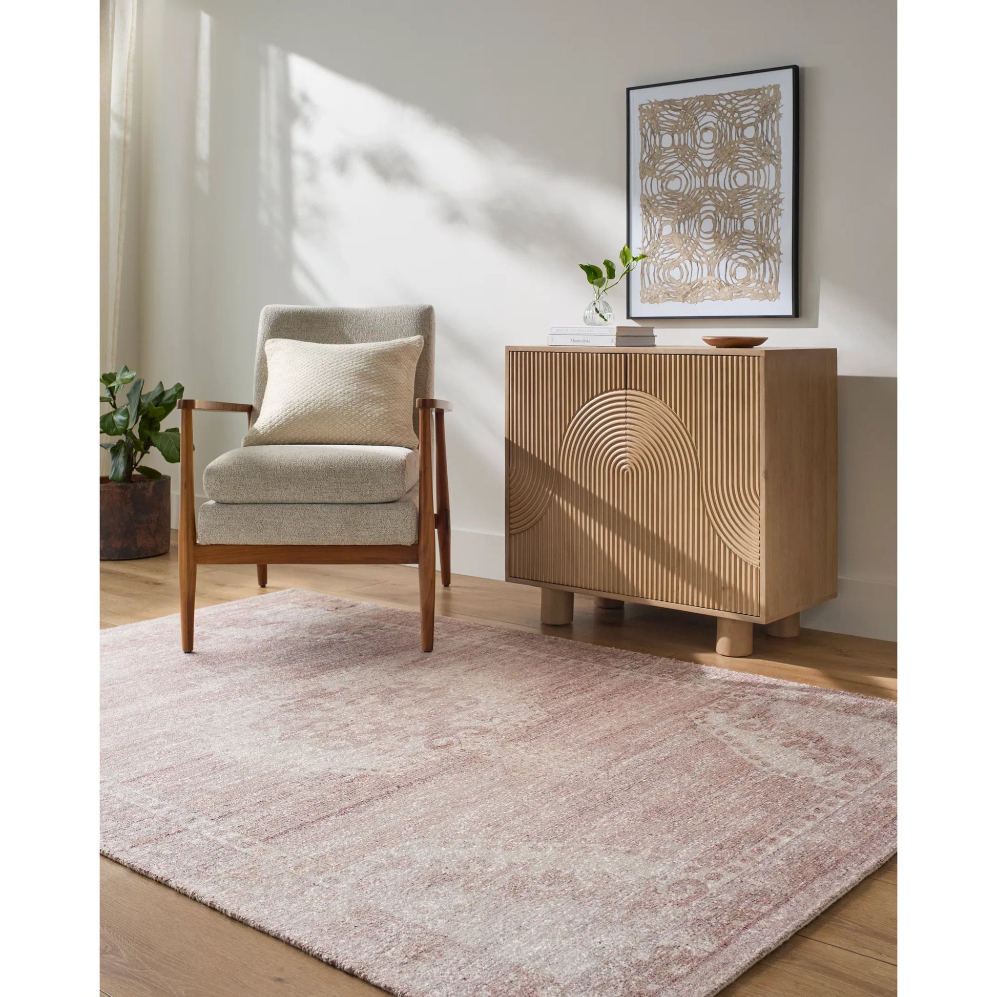 Unique UNQ-2317 Rug by Livabliss in dusty rose, blush, cream, mauve. Made from polyester in a unique style.