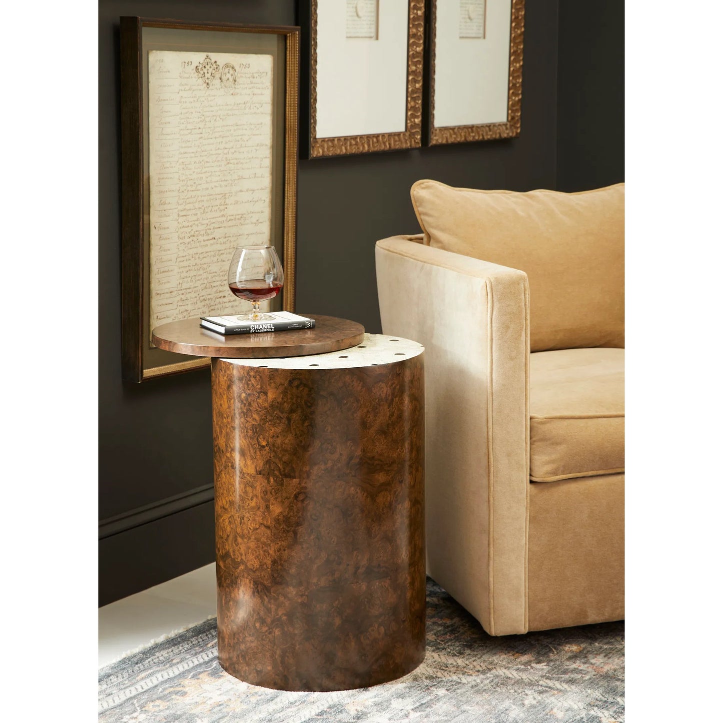 009 SI-2334498 | Lifestyle | Jacques Martini Table by Jonathan Charles in brown and walnut burl. Made from book match walnut burl veneer, egg shell in a unique style.