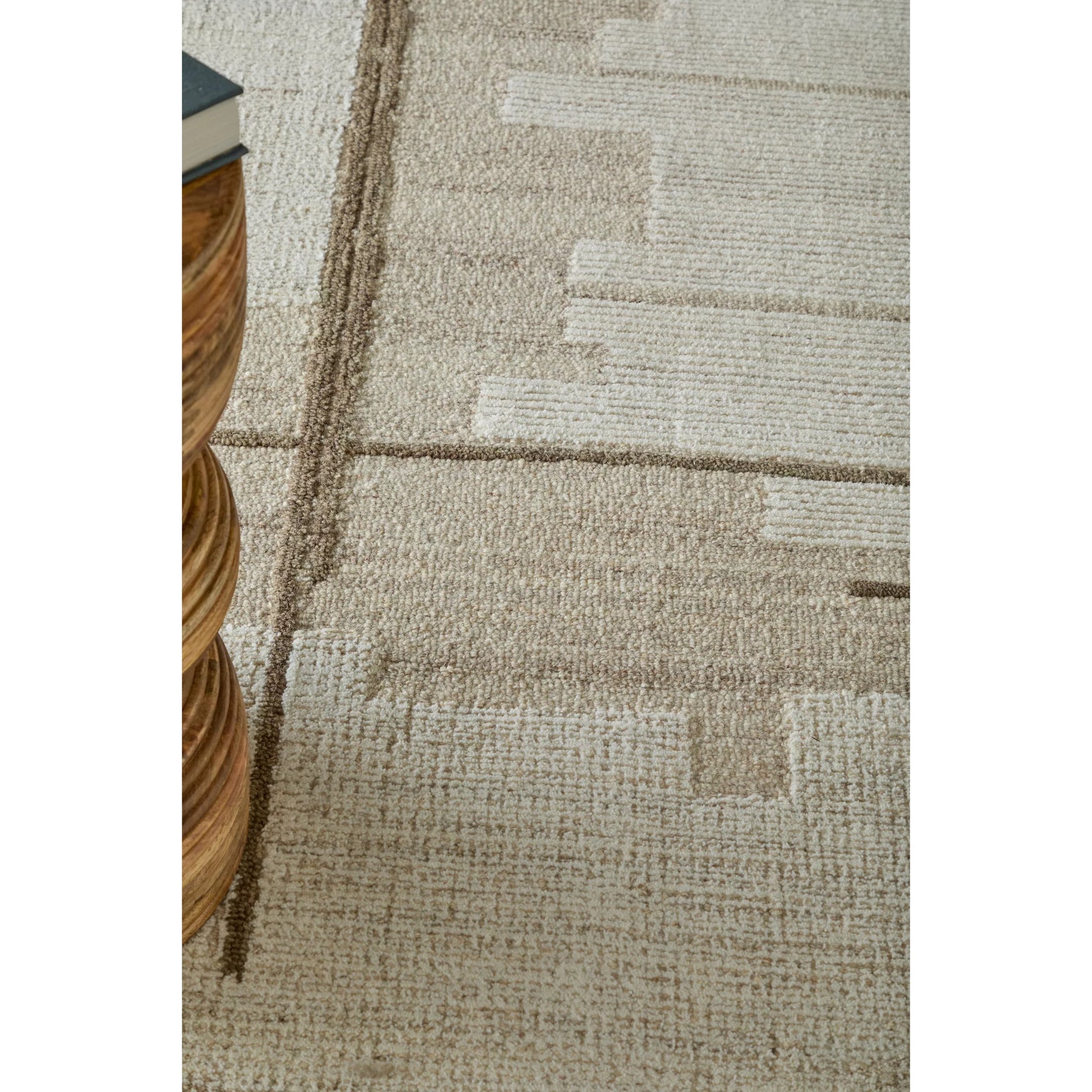 Winston Geometric WNS8B01F Rug by Feizy. Made from wool in a unique style.
