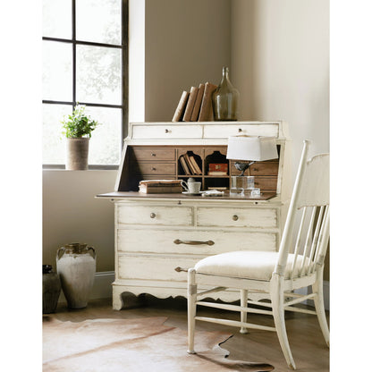 Americana Upholstered Seat Side Chair by Hooker Furniture in beige. Made from oak veneers and fabric in a cottage & farmhouse style.