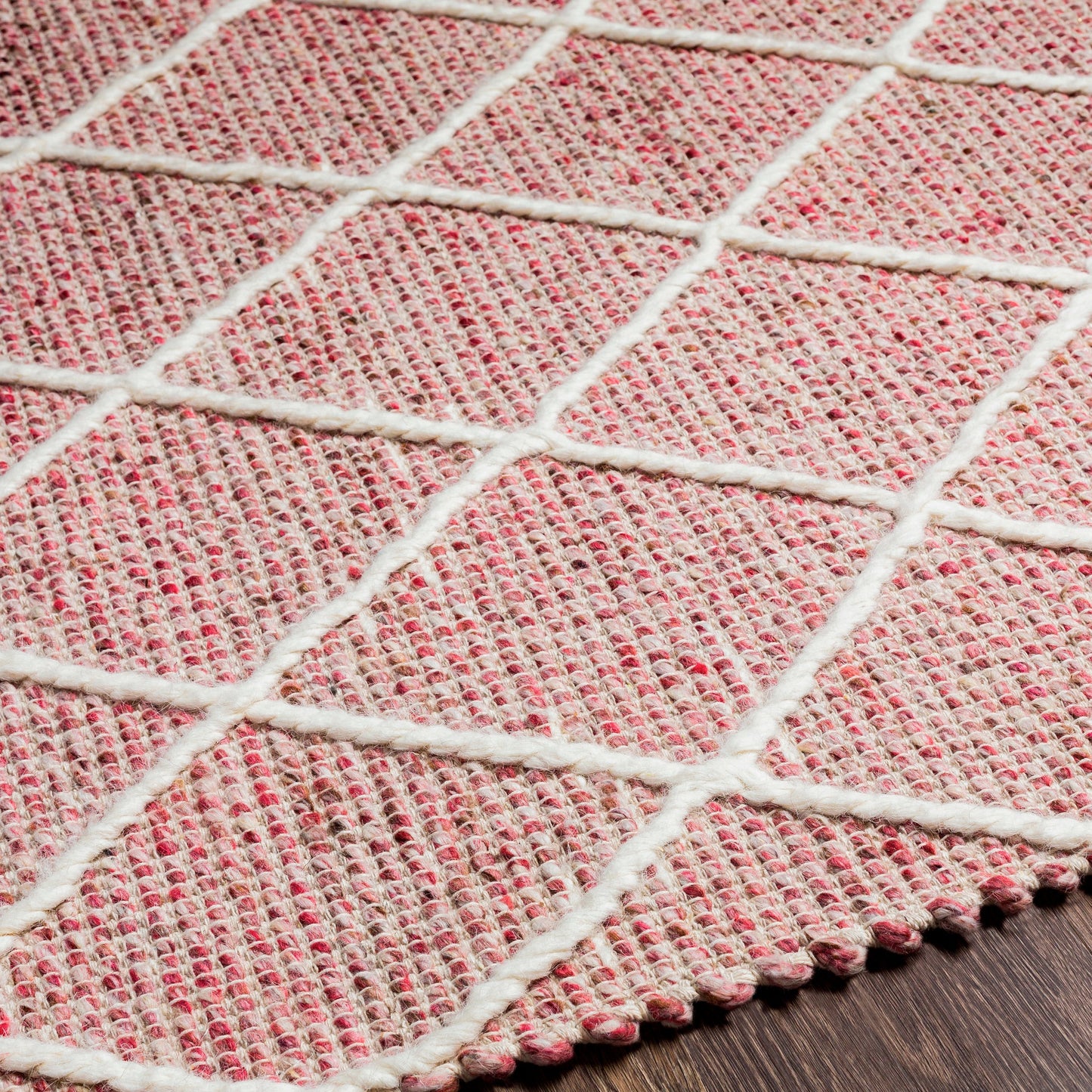 005 SI-1892948,SI-1892949,SI-1892951,SI-1892952,SI-1892953 | Closeup | Uttar UTT-2305 Rug by Surya in burgandy, dusty pink, cream. Made from 70% wool, 30% polyester in a unique style.