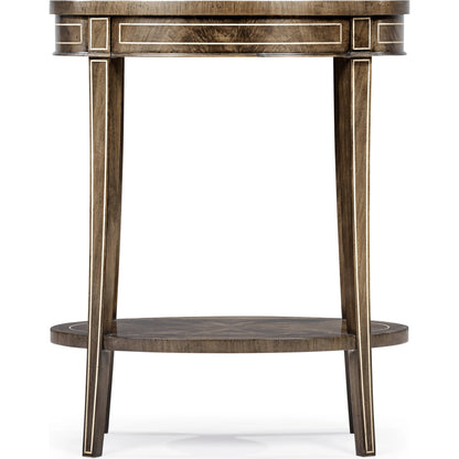 Sherwood Oak Mahogany Oval Lamp Table by Jonathan Charles in brown and light antique mahogany. Made from acacia in a traditional style.