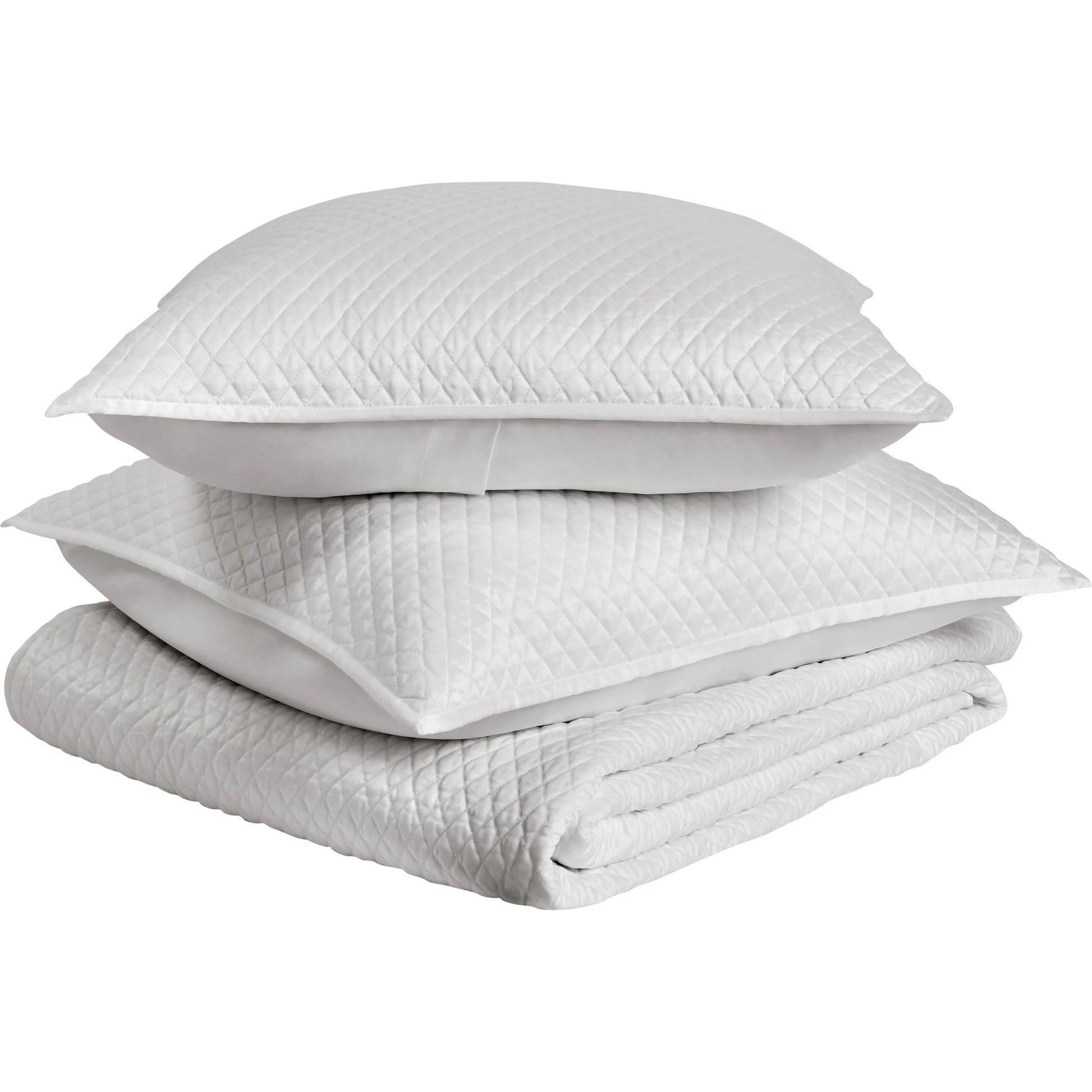 Winthrop 100% Sateen Quilt by Villa by Classic Home. Made from 100% matte poly sateen front in a transitional style.