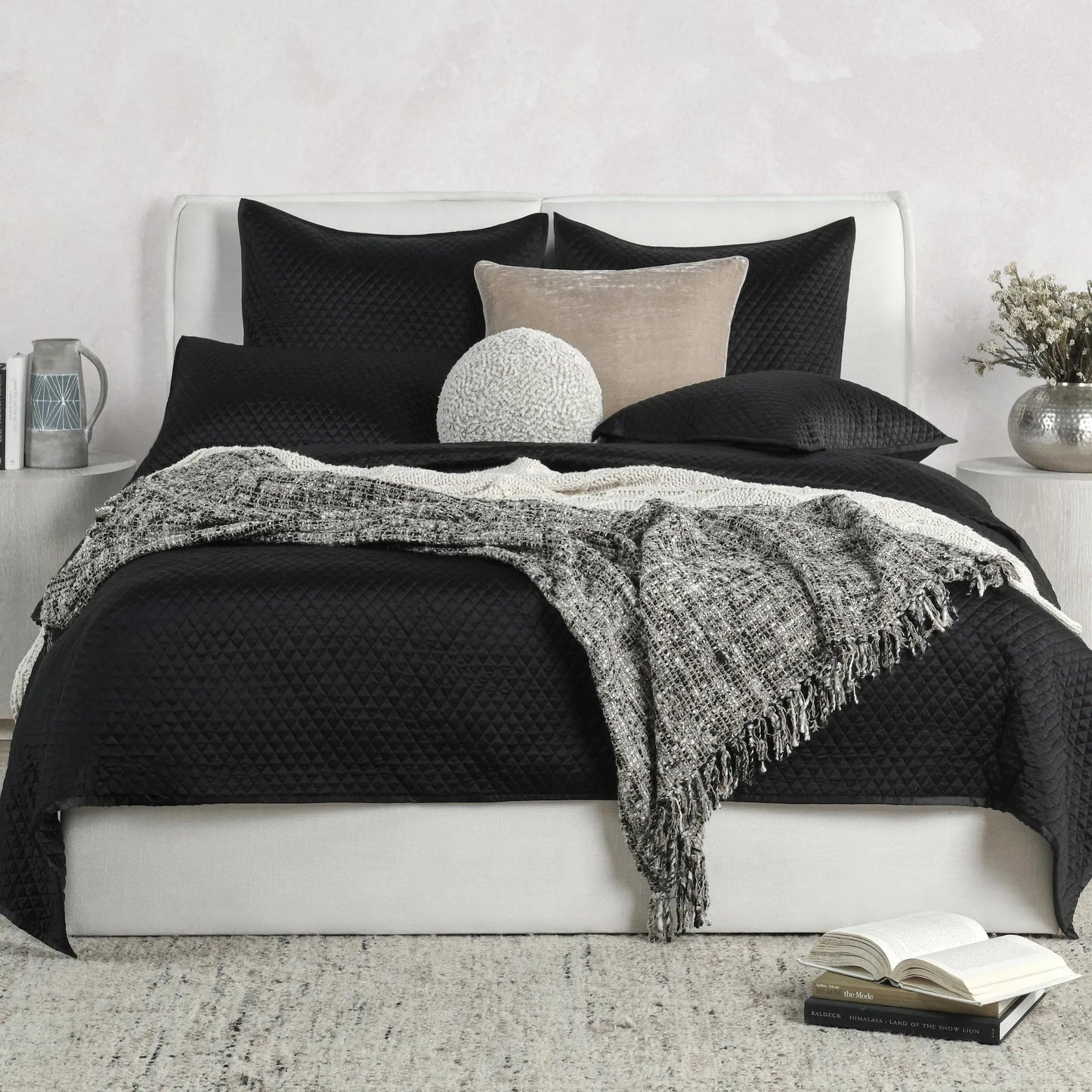 039 SI-2223019 | Lifestyle | Winthrop 100% Sateen Quilt by Villa by Classic Home. Made from 100% matte poly sateen front in a transitional style.