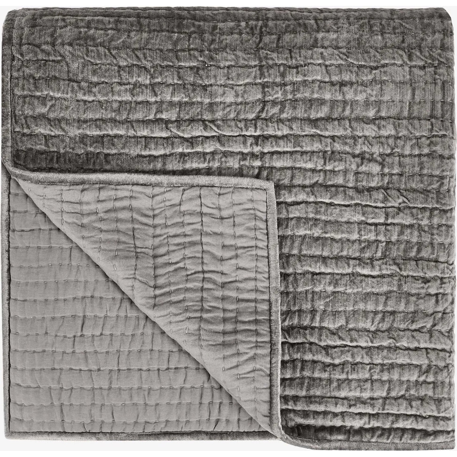 Dimitry 100% Rayon Velvet Bay Quilt by Villa by Classic Home. Made from unique in a modern style.