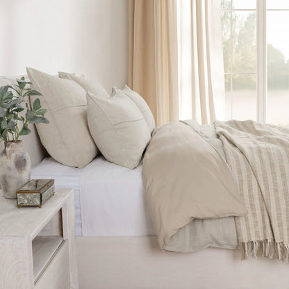 Beaumont 100% Linen Duvet by Villa by Classic Home. Made from 100% belgian flax linen 100% solid cotton back with hidden button closure in a unique style.