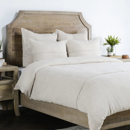 Beaumont 100% Linen Sham by Villa by Classic Home. Made from 100% belgian flax linen 100% solid cotton back with hidden button closure in a transitional style.