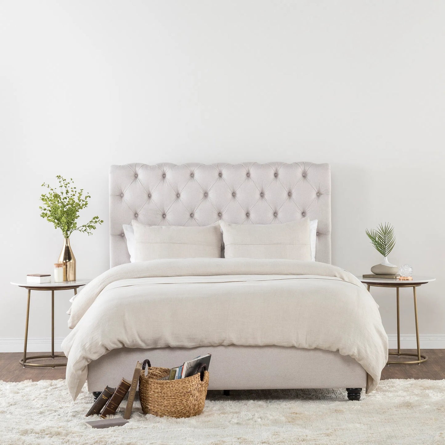 006 SI-2355297 | Lifestyle | Beaumont 100% Linen Sham by Villa by Classic Home. Made from 100% belgian flax linen 100% solid cotton back with hidden button closure in a transitional style.