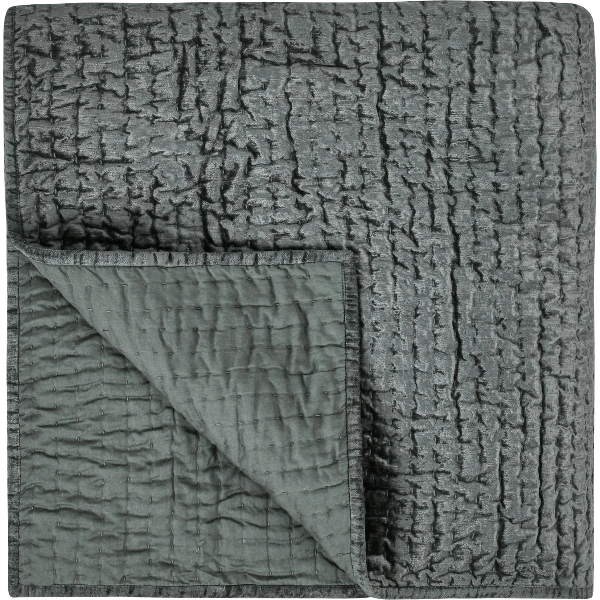 Dimitry 100% Rayon Velvet Bay Quilt by Villa by Classic Home. Made from unique in a modern style.