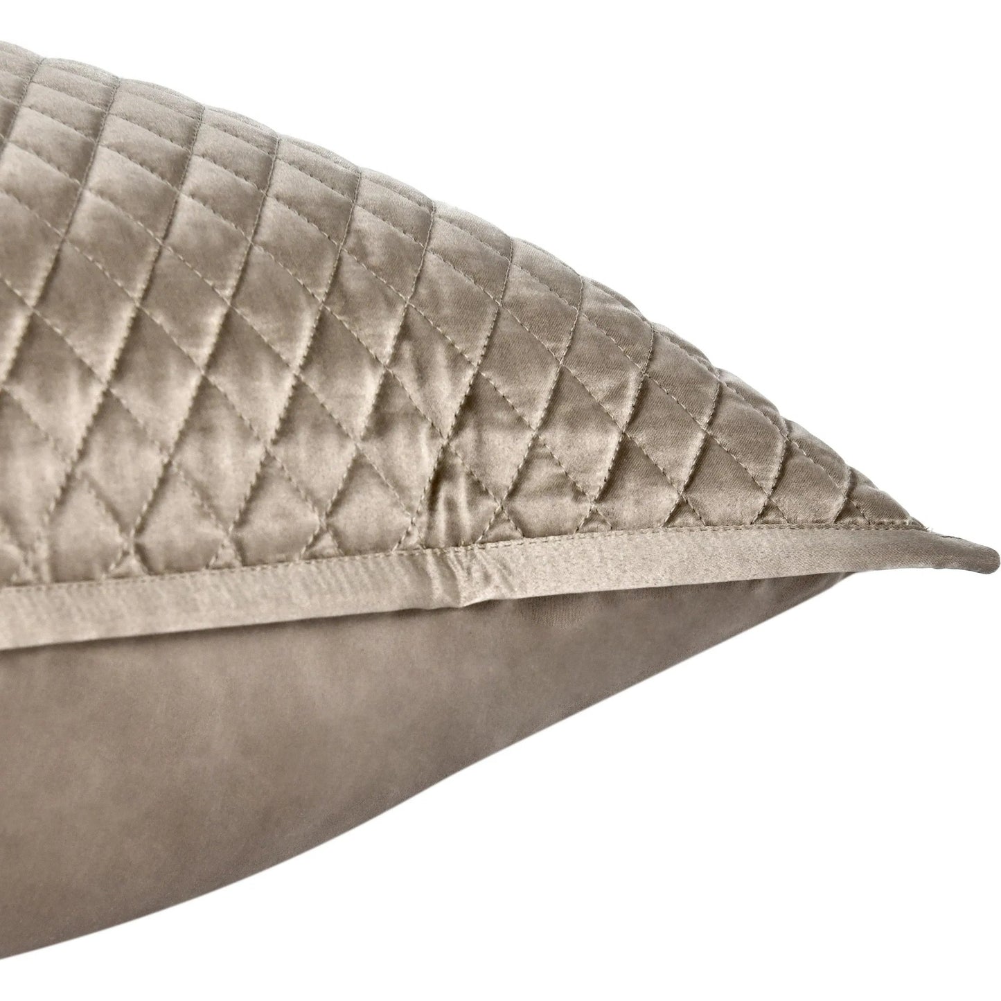 031 SI-2223030 | Closeup | Winthrop 100% Sateen Pillow by Villa by Classic Home. Made from 100% matte poly sateen front in a transitional style.