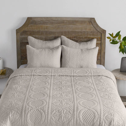 Anessa Linen Blend Quilt by Villa by Classic Home. Made from 51% cotton, 49% linen in a transitional style.