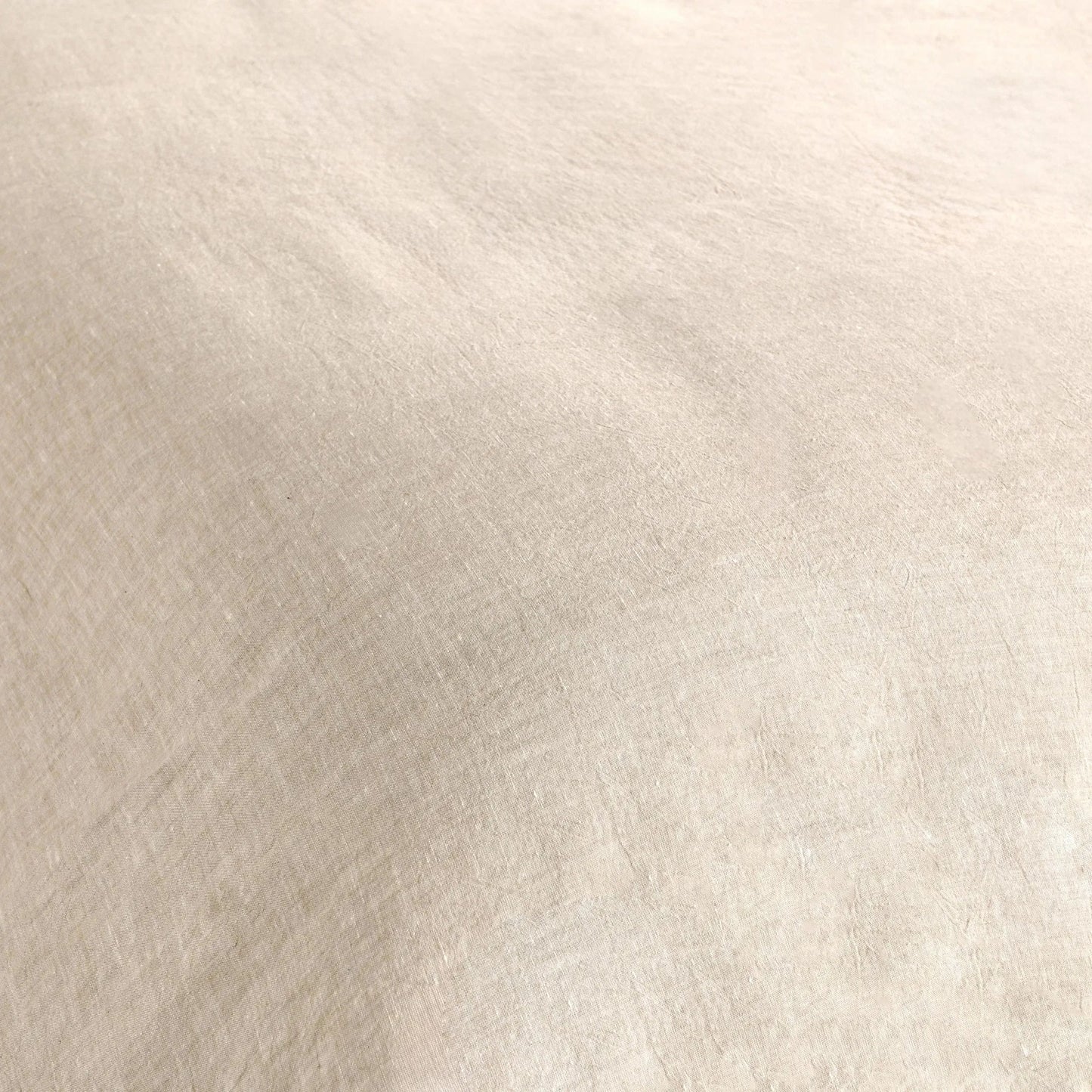 002 SI-2223091 | Closeup | Jayson Linen Cashmere Duvet by Villa by Classic Home. Made from unique in a transitional style.