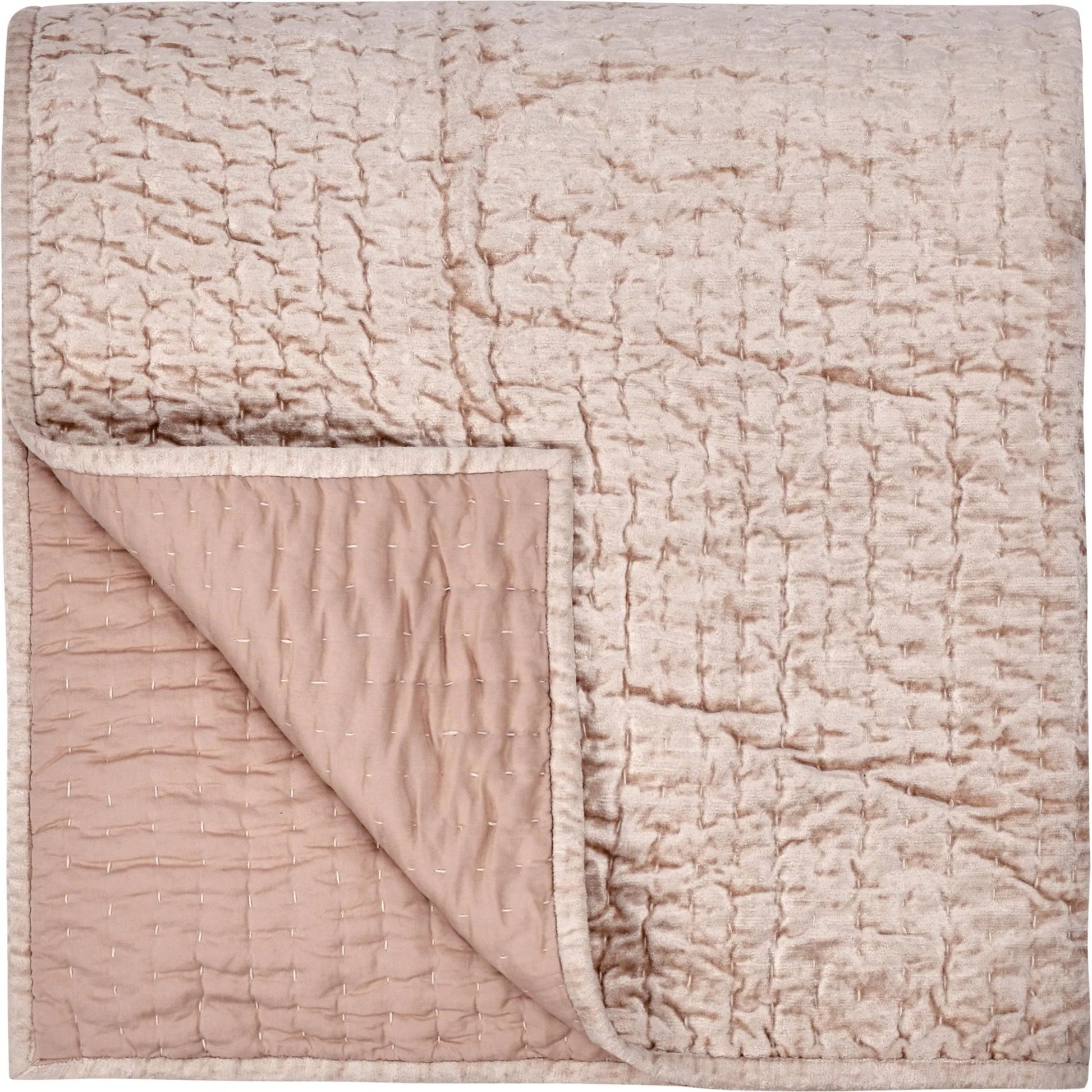 Dimitry 100% Rayon Velvet Bay Quilt by Villa by Classic Home. Made from unique in a modern style.