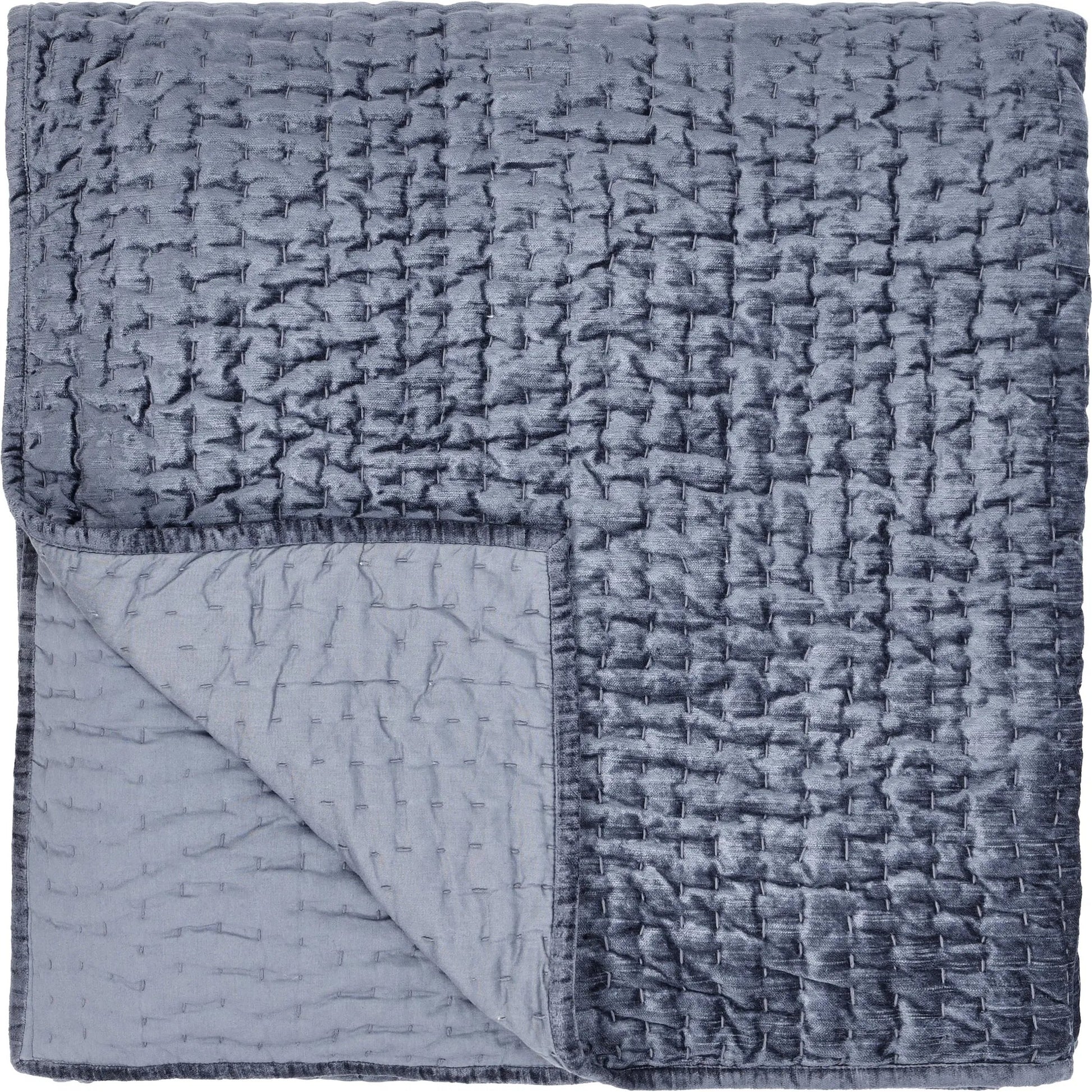 Dimitry 100% Rayon Velvet Bay Quilt by Villa by Classic Home. Made from unique in a modern style.