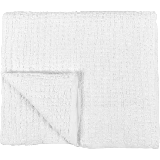 Claire Linen White King Quilt by Villa by Classic Home in white. Made from 50% cotton/50% belgian flax linen in a unique style.