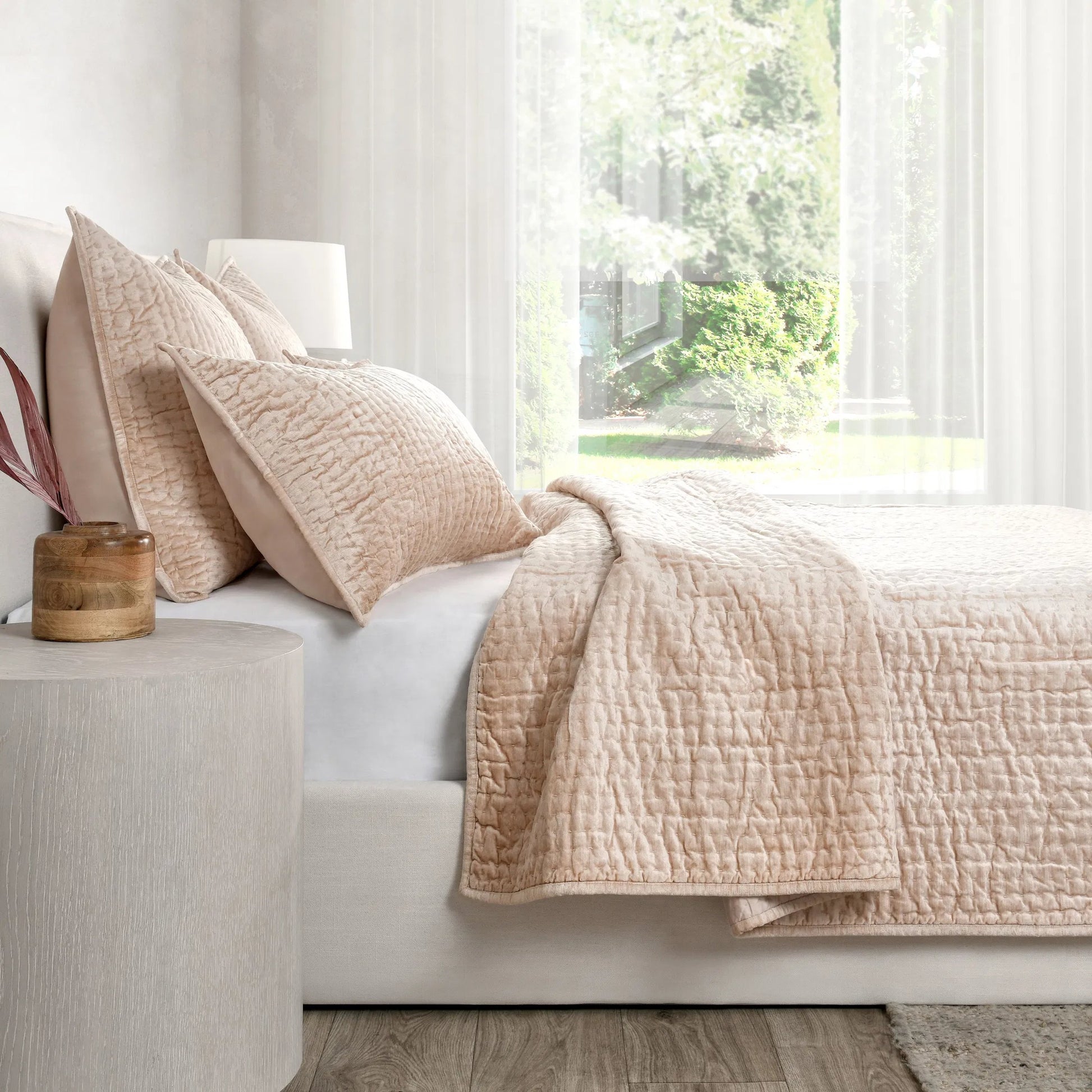 Dimitry 100% Rayon Velvet Bay Quilt by Villa by Classic Home. Made from unique in a modern style.