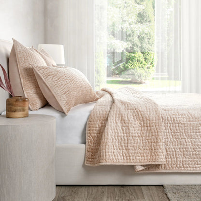 Dimitry 100% Rayon Velvet Bay Quilt by Villa by Classic Home. Made from unique in a modern style.