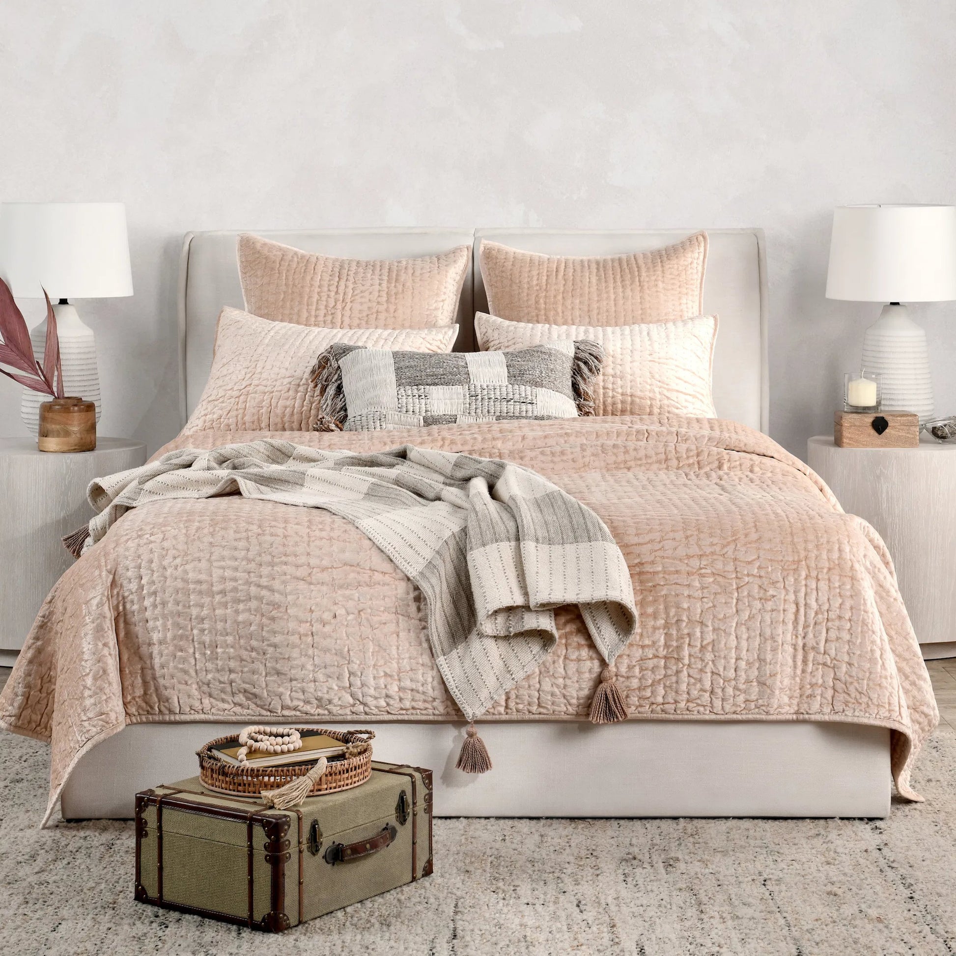 Dimitry 100% Rayon Velvet Bay Quilt by Villa by Classic Home. Made from unique in a modern style.