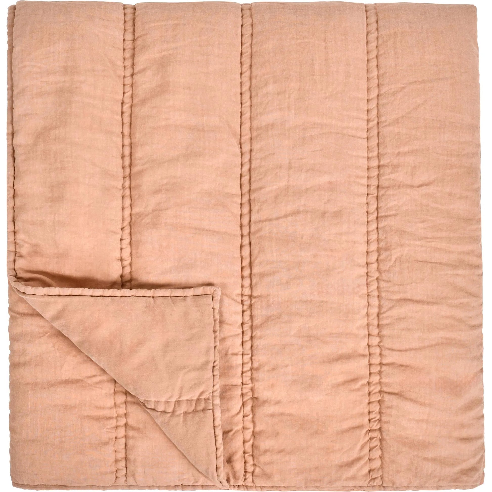 Rowen Cloud Quilt by Villa by Classic Home. Made from 100% ramie in a transitional style.