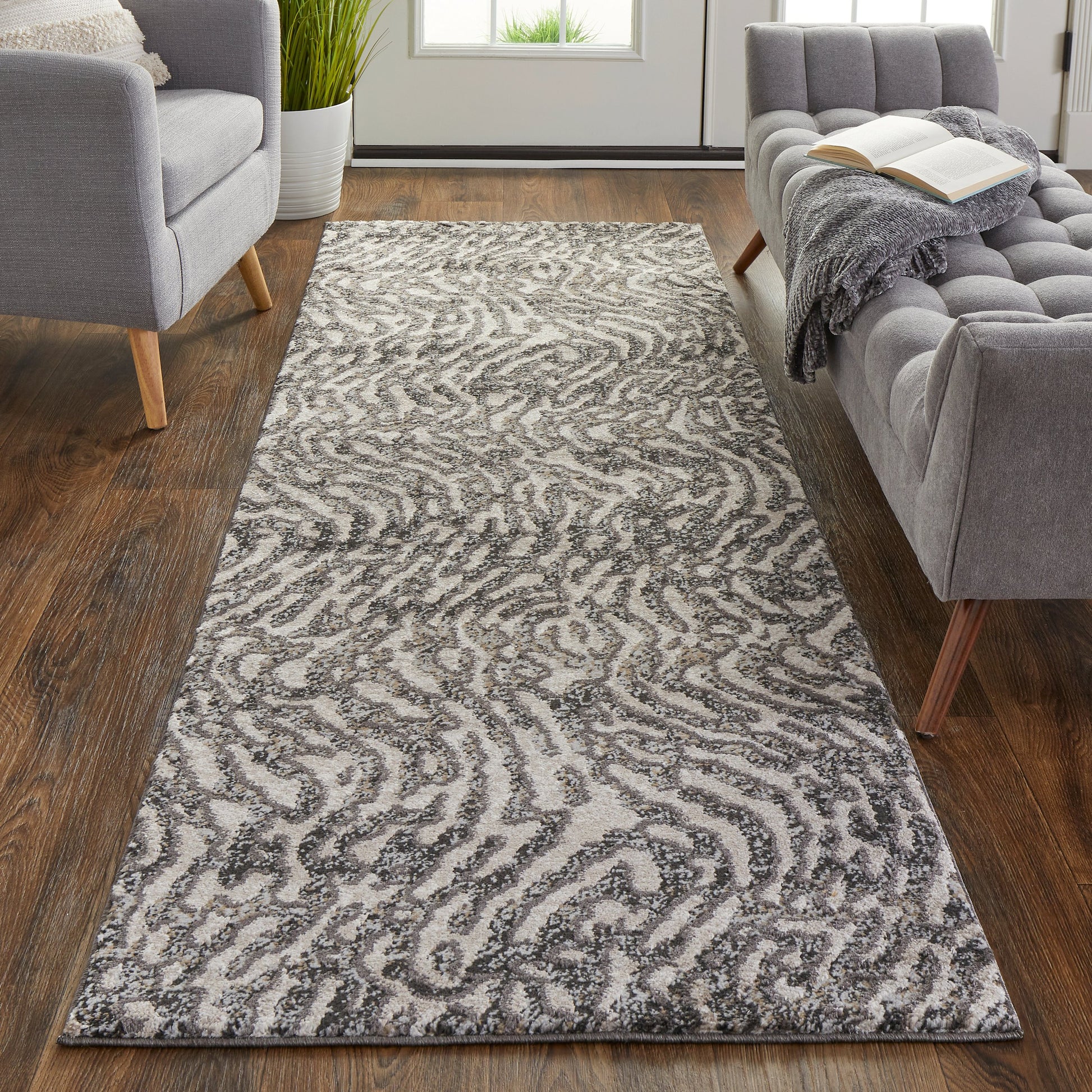 Vancouver Transitional Rug - 39FJF by Feizy in gray, taupe, ivory. Made from 74% polypropylene frieze, 26% high bulk polyester in a unique style.