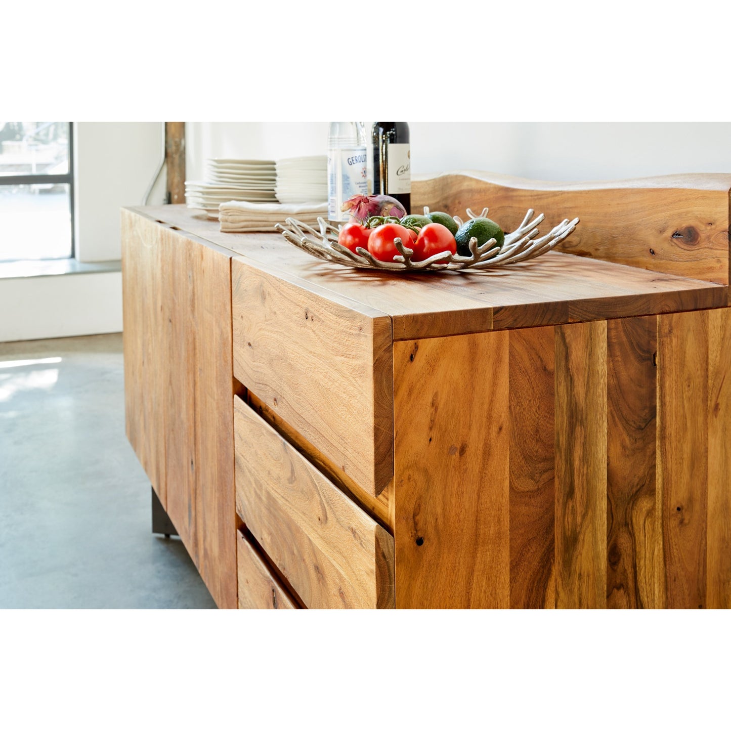 010 S-302934 | Lifestyle | Bent Sideboard Smoked by Moe's Home Collection in brown. Made from solid acacia wood, iron in a modern style.