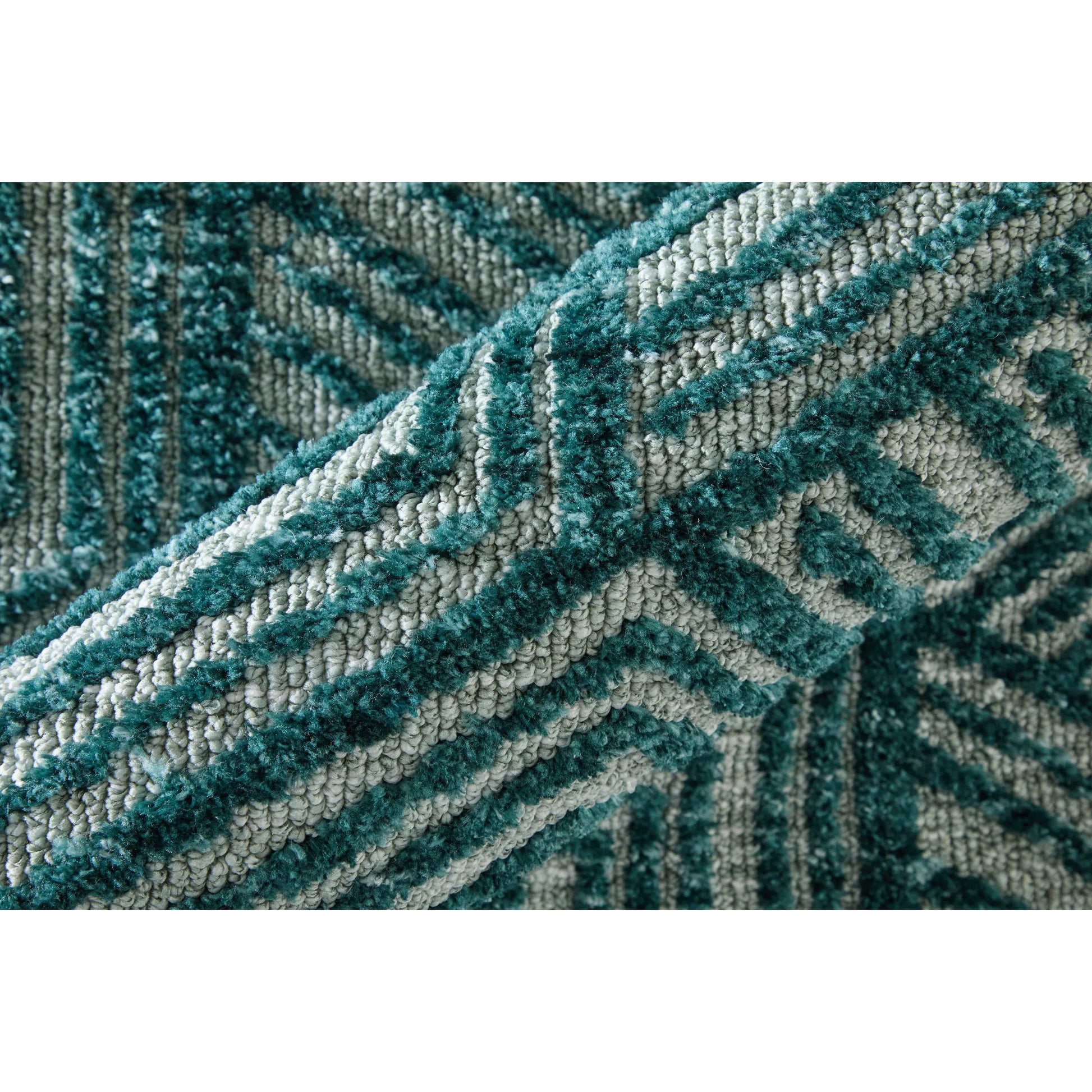 Colton Geometric 8748A57F Rug by Feizy in blue. Made from polyester in a unique style.