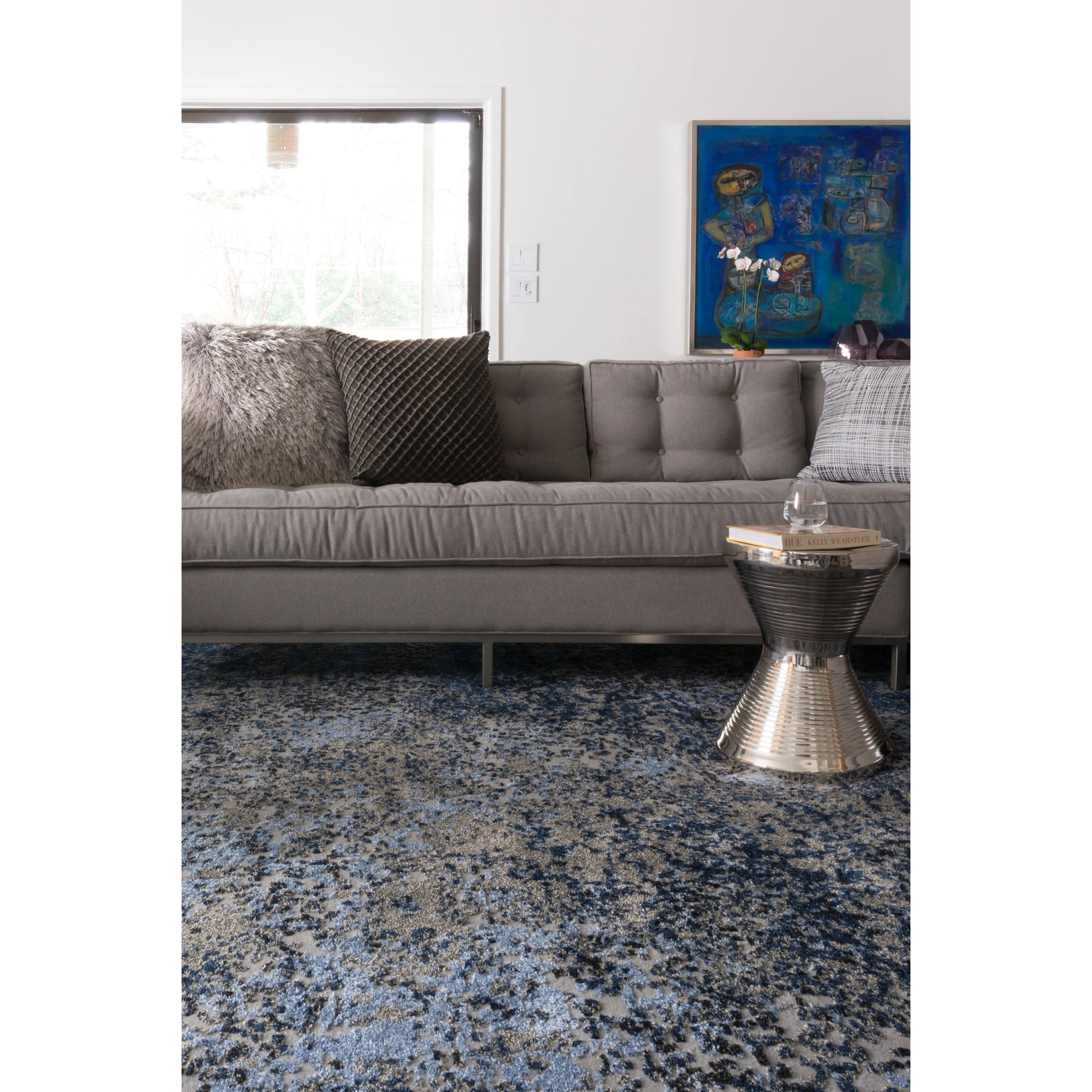 Viera VR-07 Rug by Loloi in gray, navy. Made from unique in a modern style.