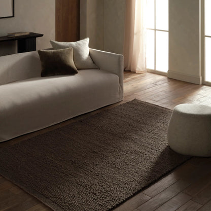 Vestra VST03 Rug by Jaipur Living in brown. Made from 65% wool 30% polyester 5% cotton in a unique style.