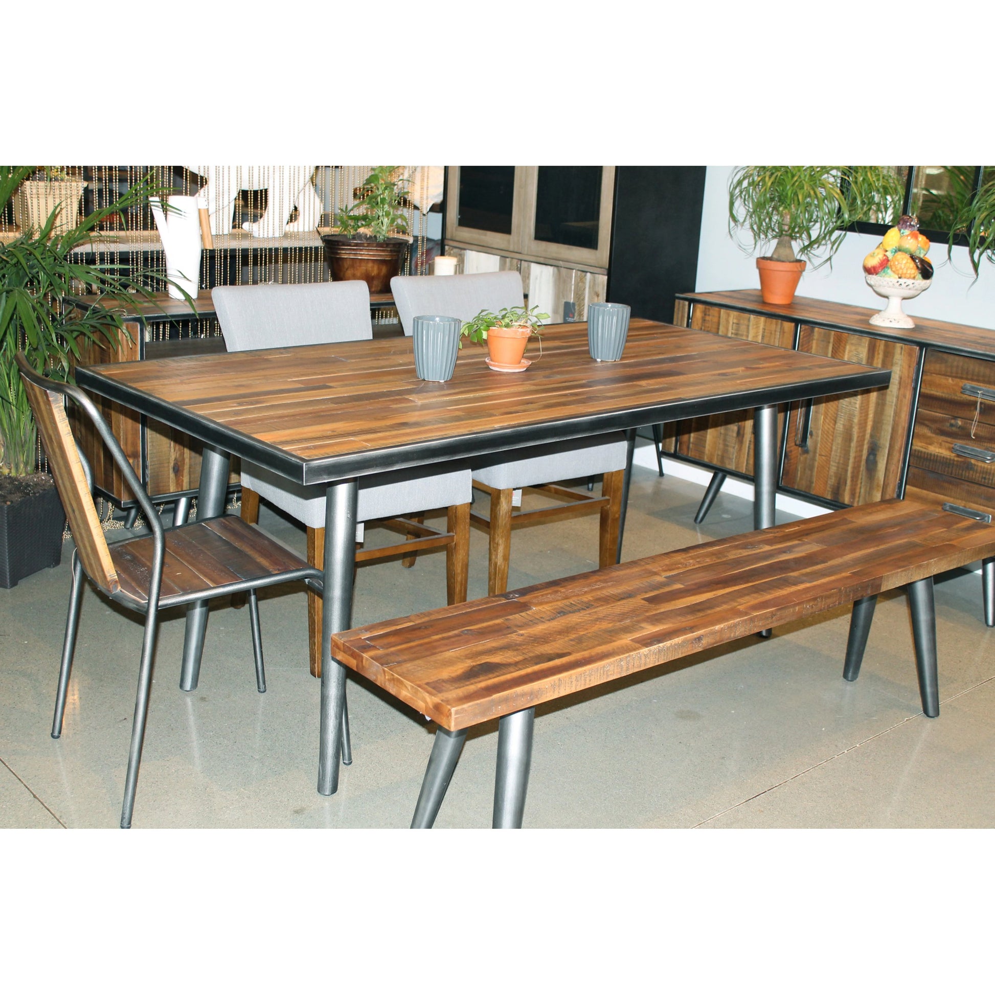 Vintage Chair by LH Imports. Made from acacia, acacia veneer, metal in a modern style.