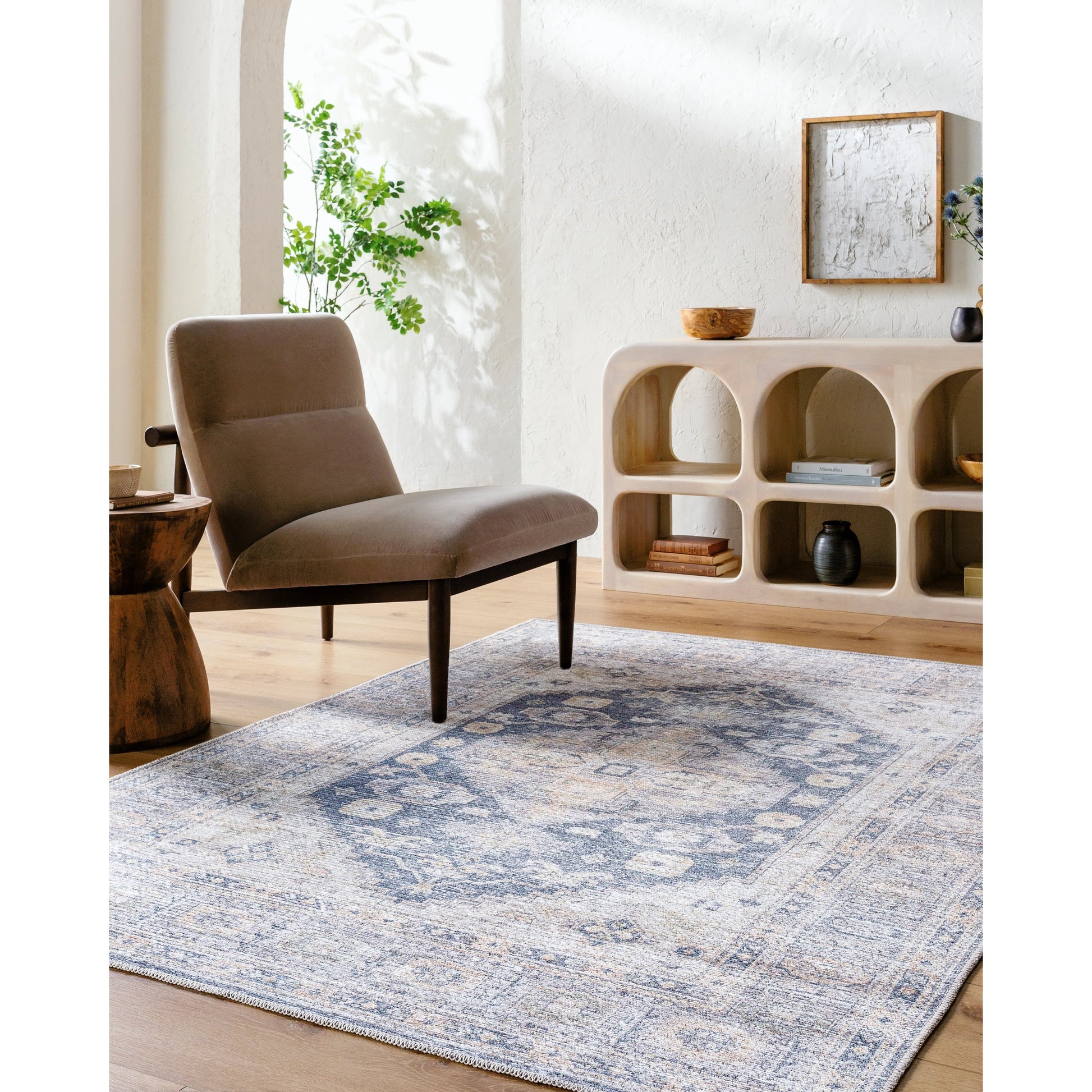 Lorelai VVLO-2306 Rug by Vivir x Livabliss in black, light beige, light brown, olive, tan, white. Made from polyester in a unique style.